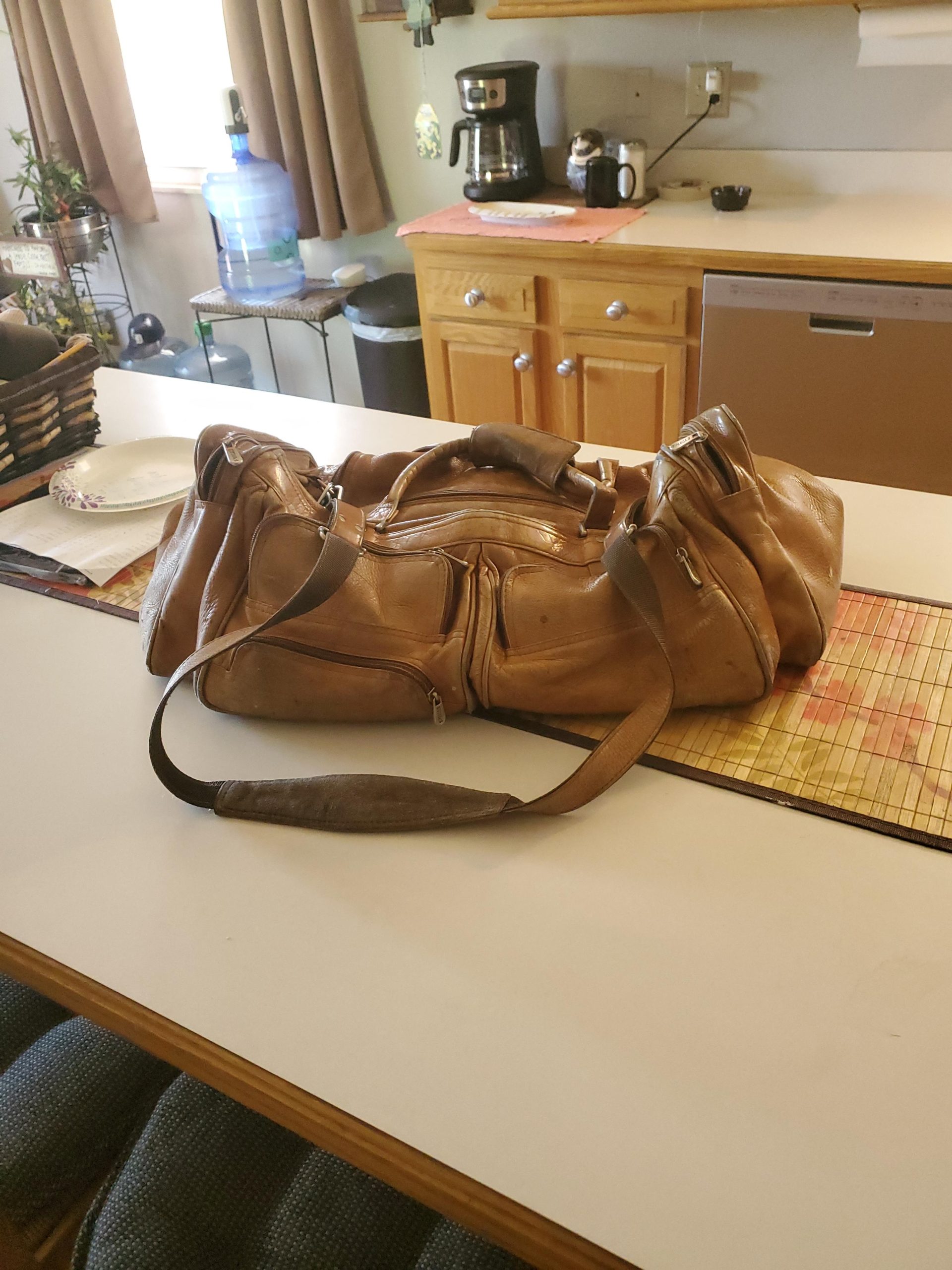 Saddleback Leather 24In Duffel with Pockets, Chocolate, One Size customer photo 2