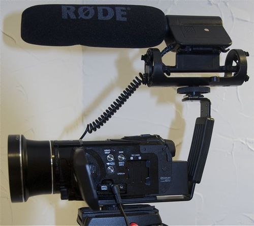 Rode VideoMic Camera-Mount Shotgun Microphone with Rycote Lyre Shock Mounting customer photo 1