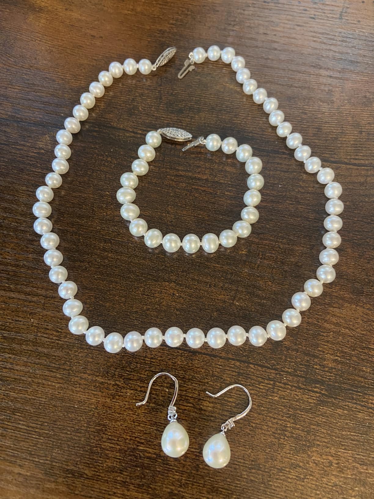 The Pearl Source Real Freshwater Pearl Necklace for Women, Round White Genuine Cultured Freshwater Pearls, Classic Single Strand Pearl Necklace, Sterling Silver Fishhook Clasp customer photo 1