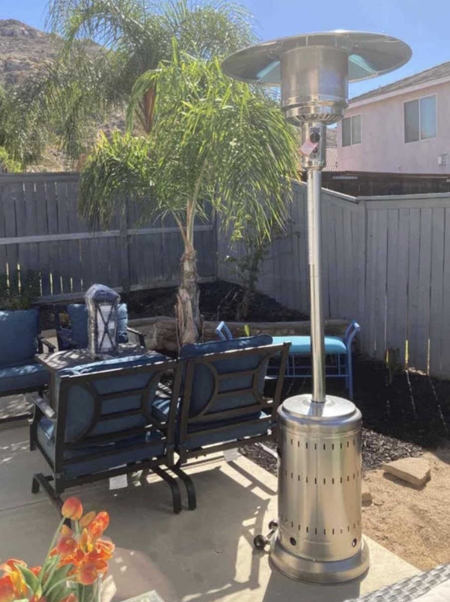 Amazon Basics 46,000 BTU Portable Outdoor Propane Patio Heater with Wheels, Slate Gray customer photo 1