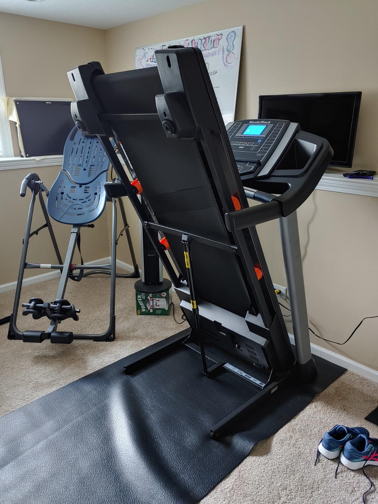 NordicTrack T Series Treadmill customer photo 2