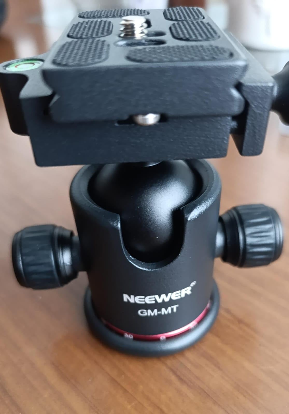 Neewer Professional Metal 360 Degree Rotating Panoramic Ball Head with Quick Release Plate and Bubble Level customer photo 1