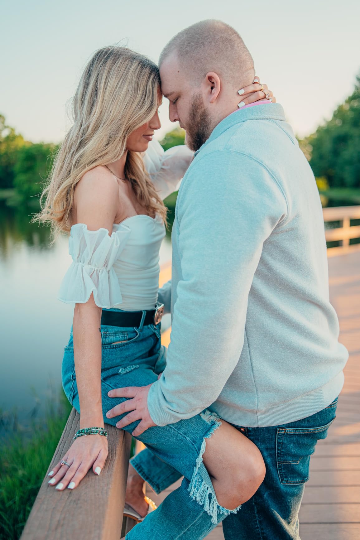 Sony Alpha a7 III Mirrorless Camera with 28-70mm Lens | 693-Point AF, 5-Axis IBIS, 4K30, 3.0 Tilting LCD customer photo 1