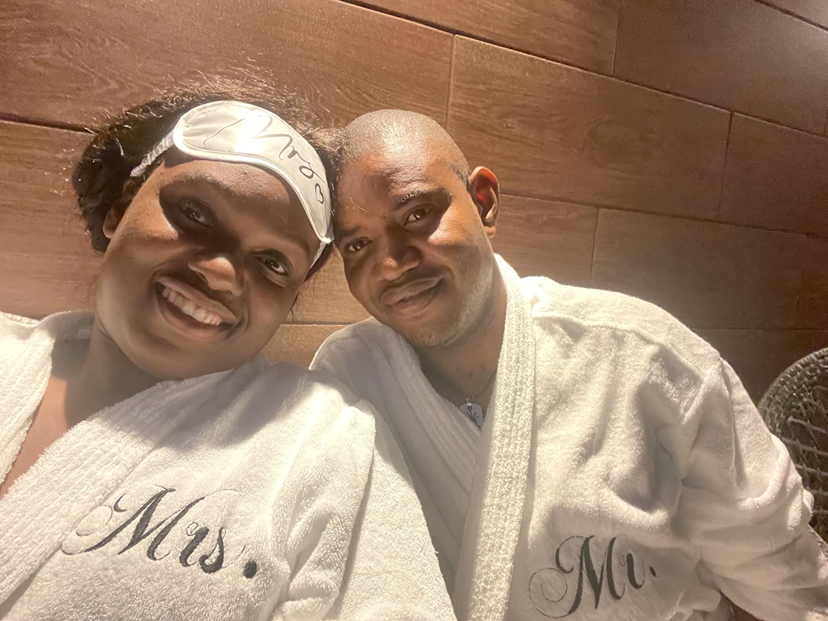 AW BRIDAL 2Pcs His and Hers Terry Cloth Robes for Couples, Mr and Mrs Hooded Matching Robe Set, Wedding Engagement Gifts customer photo 2