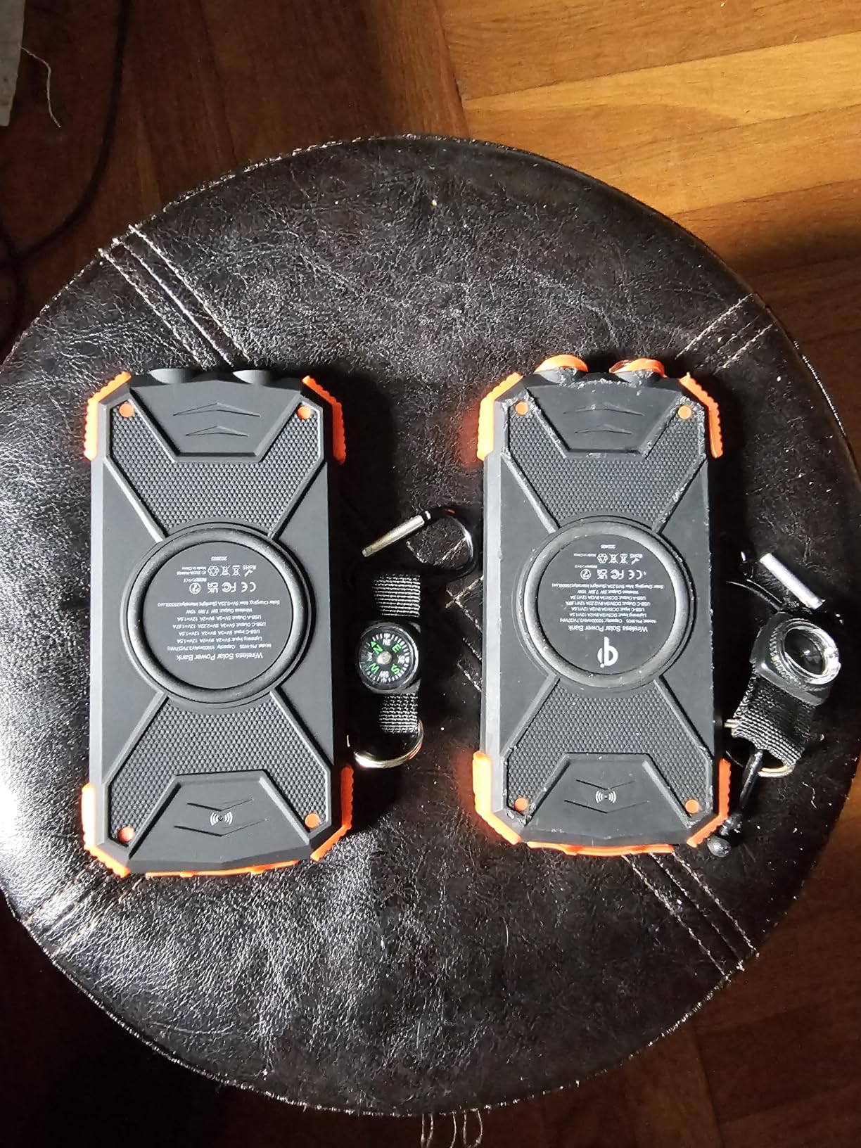 BLAVOR Solar Power Bank 10,000mAh, Portable Wireless Charger, 20W Fast Charging customer photo 1