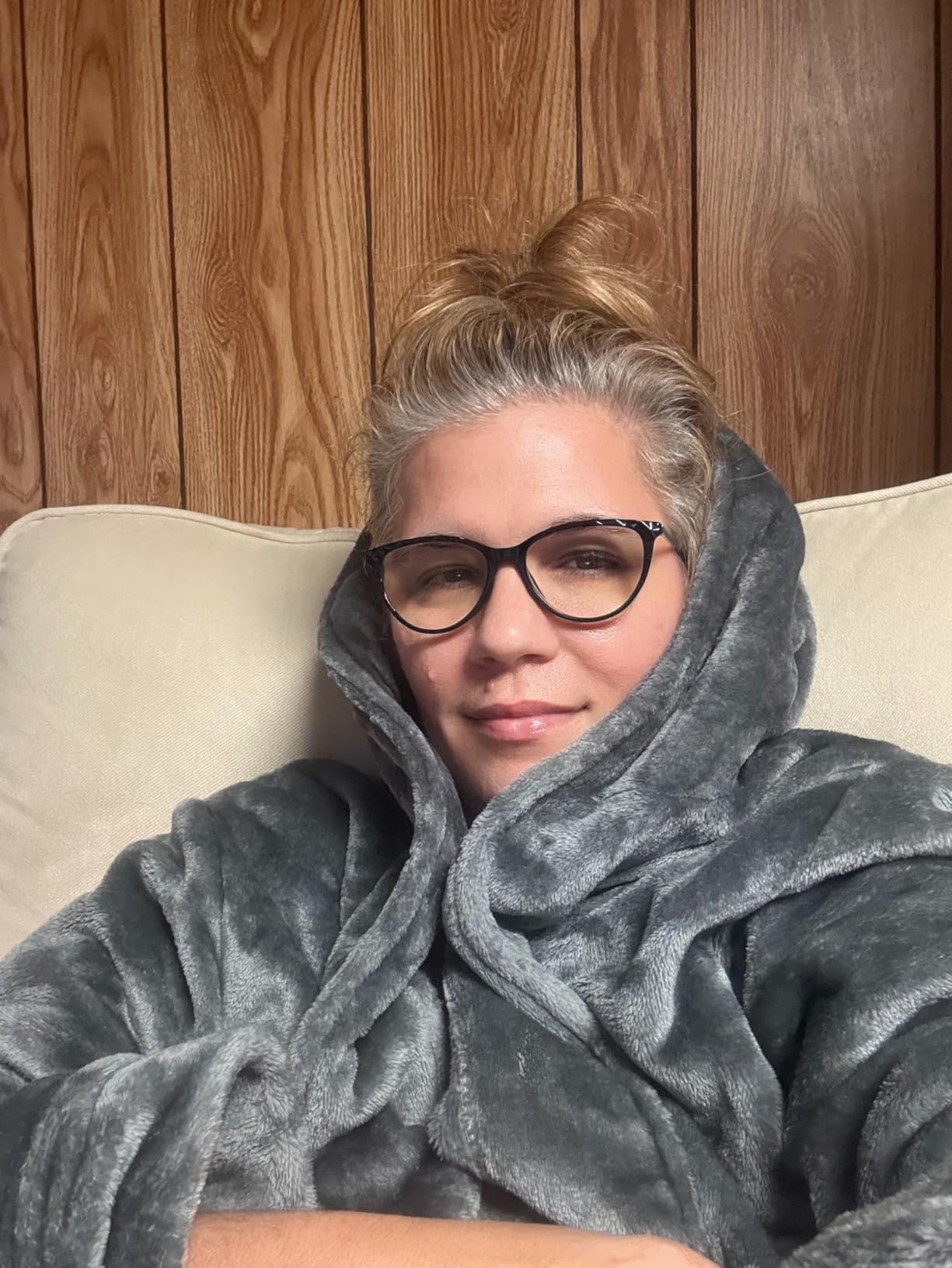 Turquaz Oversize Premium Luxury Ultra Soft Warm Robes for Women Plush Fleece Bathrobe for Women with and Spacious Pockets customer photo 1
