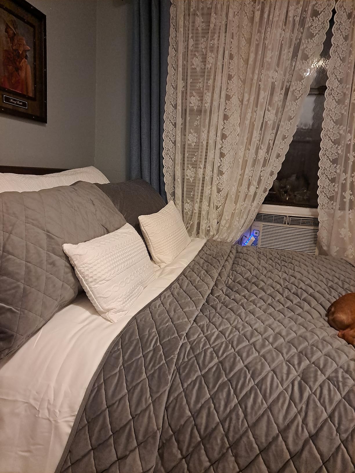 Vera Wang - King Quilt Set, Luxurious Velvet Bedding Set with Matching Shams, Modern Room Essentials (Diamond Velvet Natural Ivory, King) customer photo 2