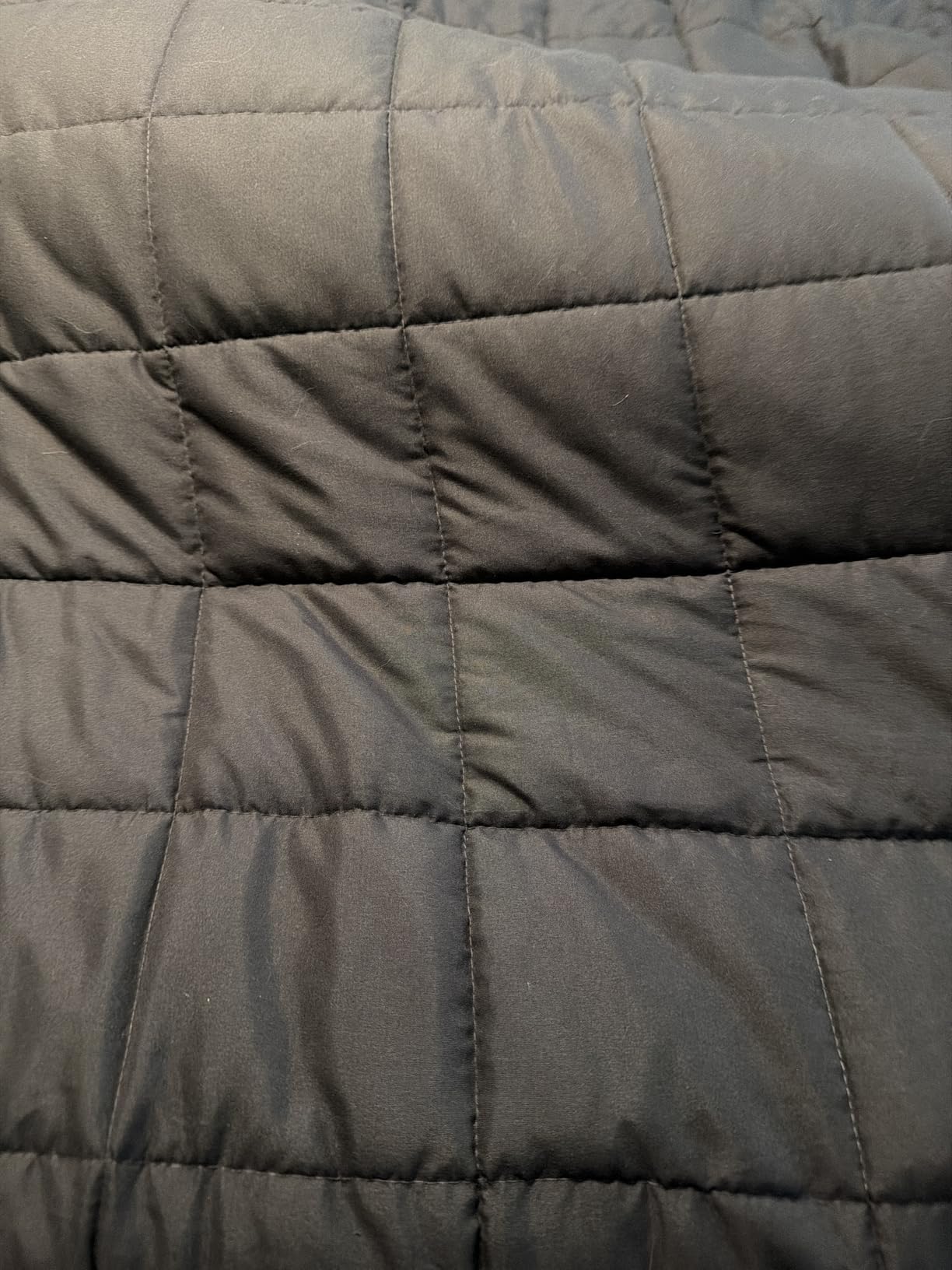 HomeSmart Weighted Blanket King Size 40lb, Ultra Soft Fabric, Heavy Blanket | Fits King and California King Beds, Evenly Distributed Weight For Balanced Comfort, Breathable Fabric, Machine Washable customer photo 2