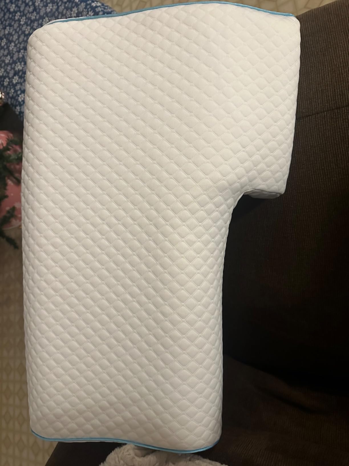 JACKGOLD Arched Cuddle,Couples Pillow with Slow Rebound and Breathable Memory Foam,Couple Cuddle Sleep Pillow for Anti Pressure Hand (Right) customer photo 1