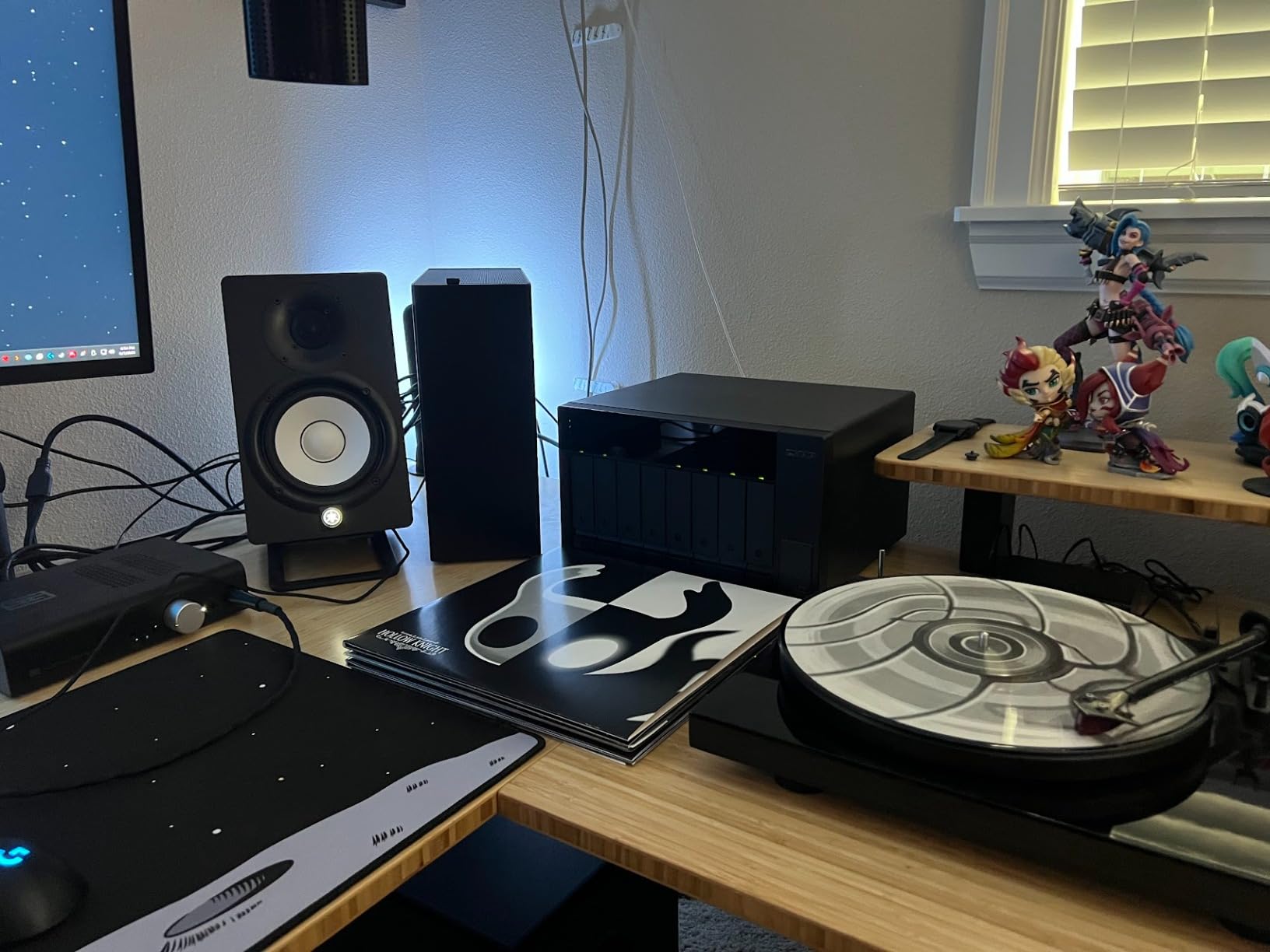 QNAP TL-D800C 8 Bay Desktop JBOD Storage Enclosure | USB 3.2 Gen 2 Type-C Connectivity customer photo 1