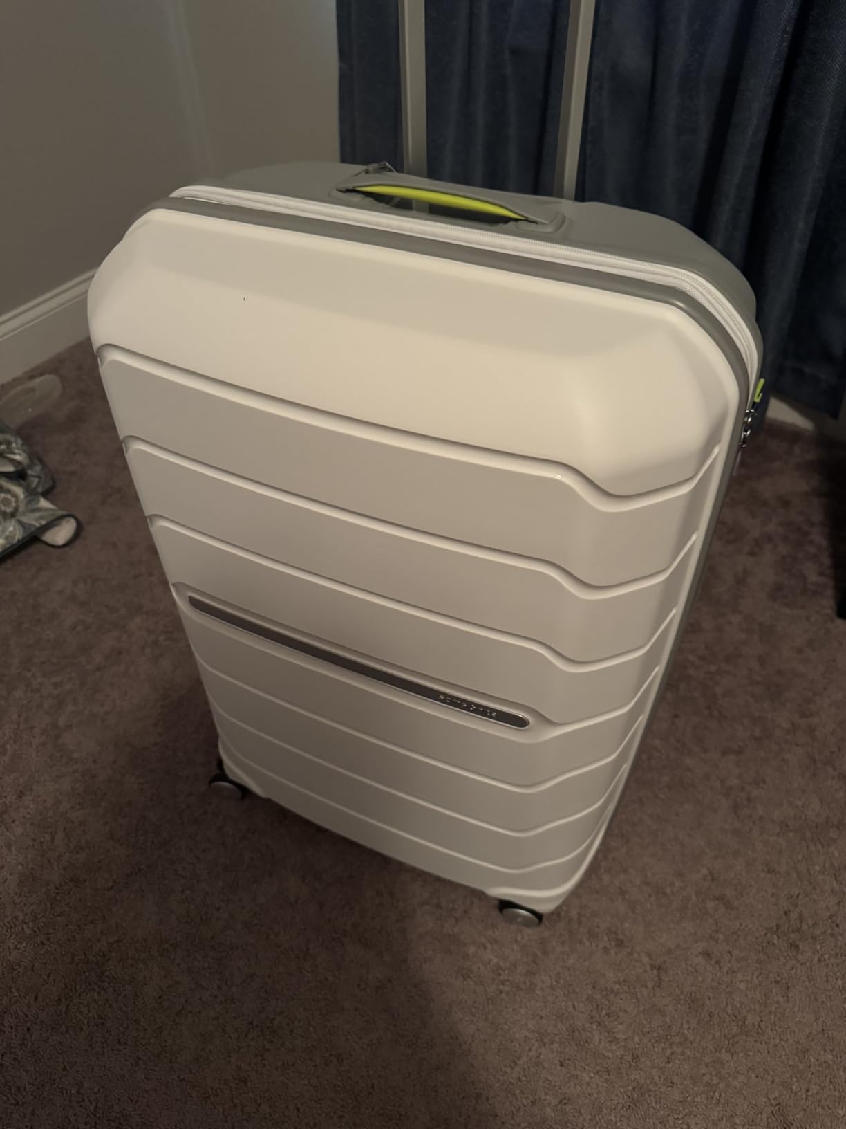 Samsonite Freeform Hardside Carry-On Luggage with Spinner Wheels - Hardshell Suitcase - TSA, Airline-Approved - Expandable Hard Shell, Smooth Rolling Wheels for Lightweight Travel - Pink Rose customer photo 2