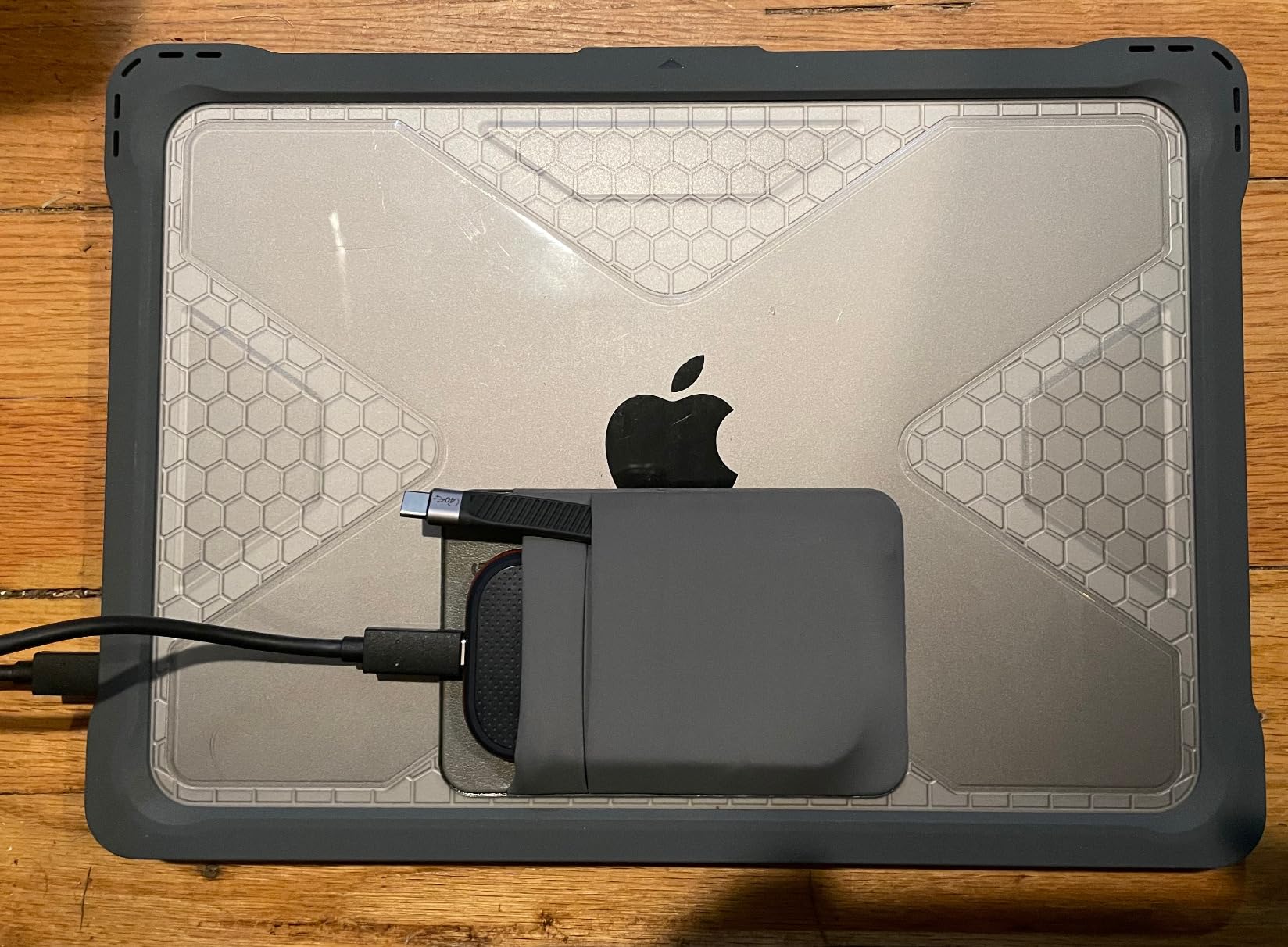 SanDisk 1TB Extreme PRO Portable SSD - Up to 2000MB/s - USB-C, USB 3.2 Gen 2x2, IP65 Water and Dust Resistance, Updated Firmware - SDSSDE81-1T00-G25 customer photo 2