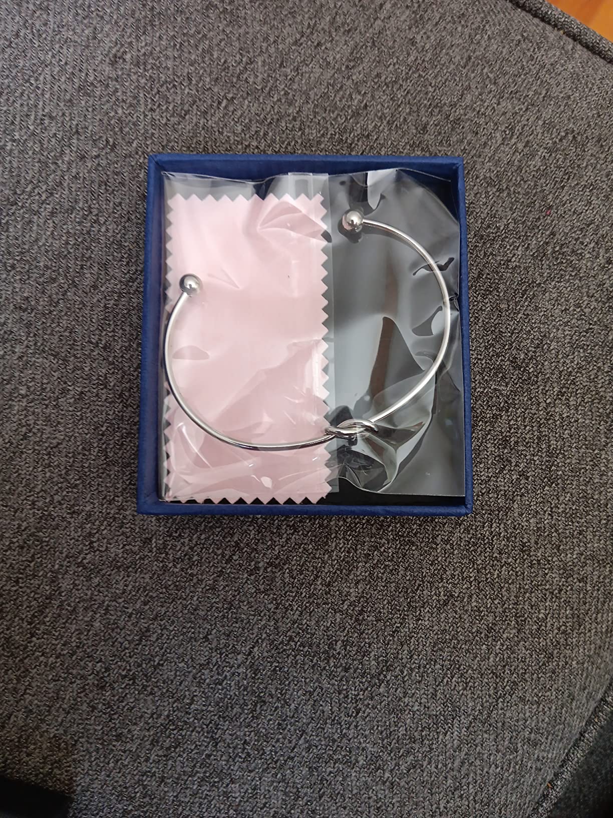 Bridesmaid Proposal Gifts, Stainless Steel Tie The Love Knot Bridesmaid Bracelet with Gift Box customer photo 1