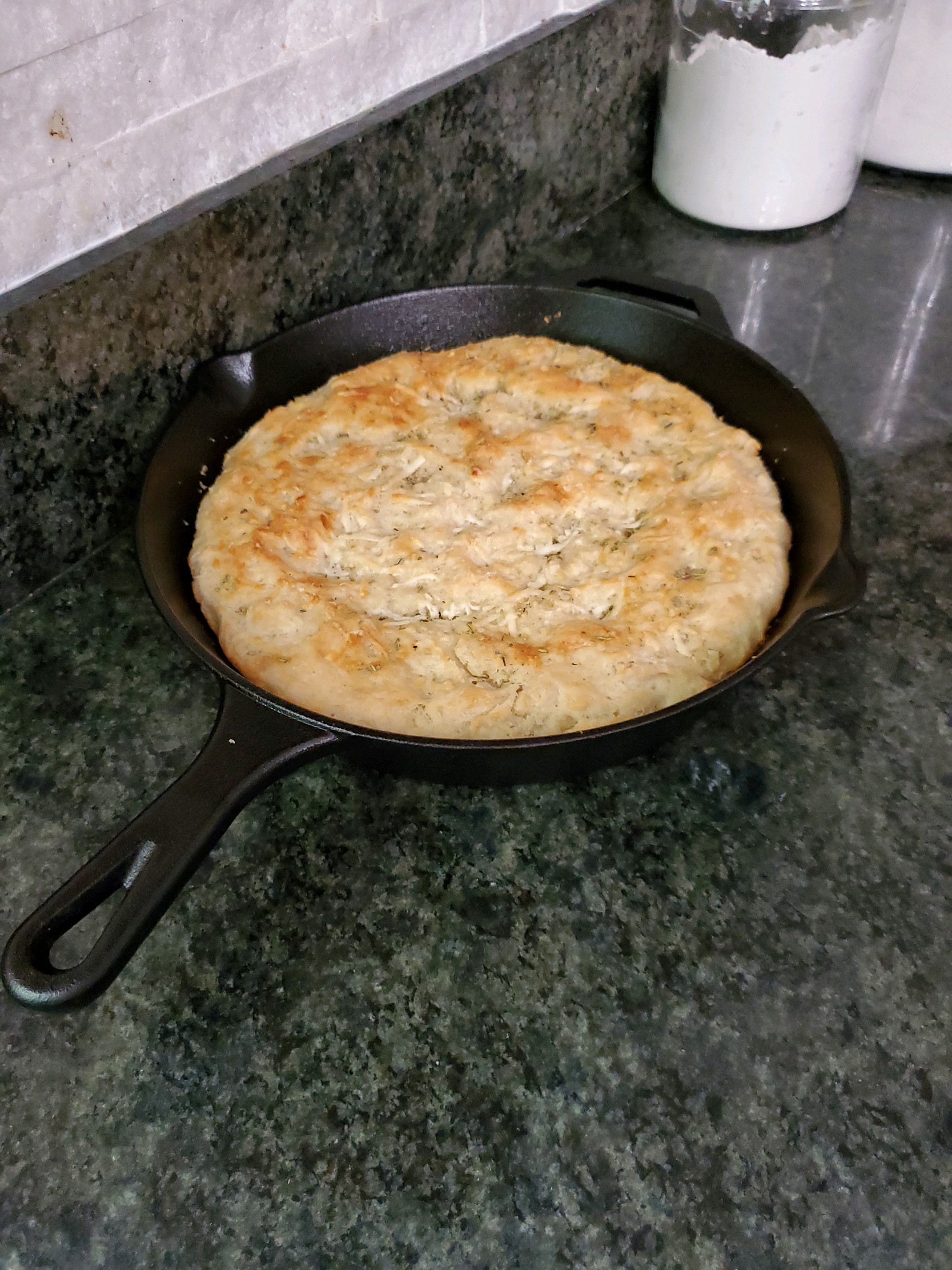 Cuisinel Cast Iron Skillet with Lid - 12