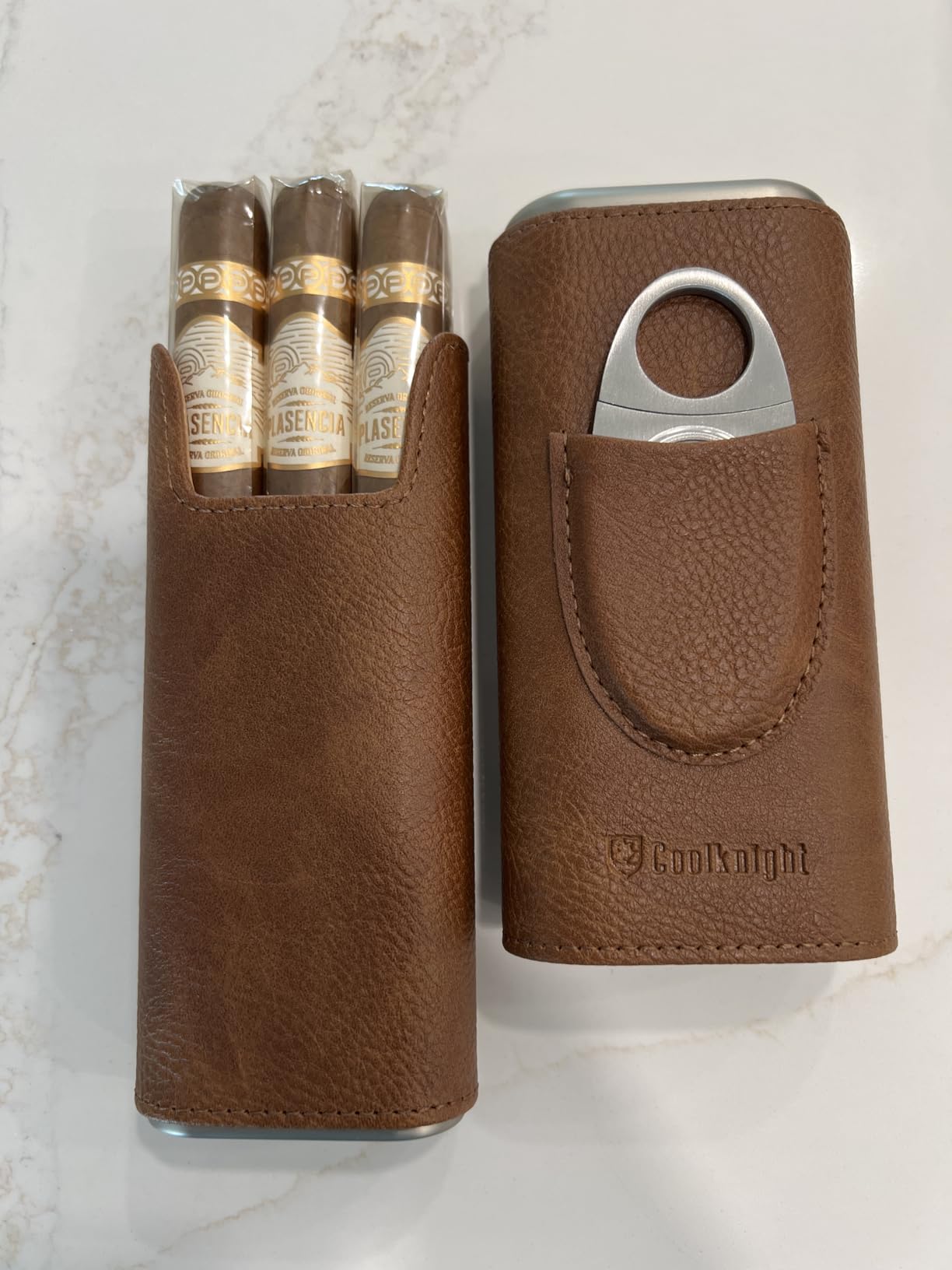 COOL KNIGHT Leather Cigar Case - Cedar Wood Lining Travel Humidors for Cigars - Cigar Accessories Include Stainless Steel Cigar Cutter - Cigar Gift Box for Cigar Lovers (Black) customer photo 1