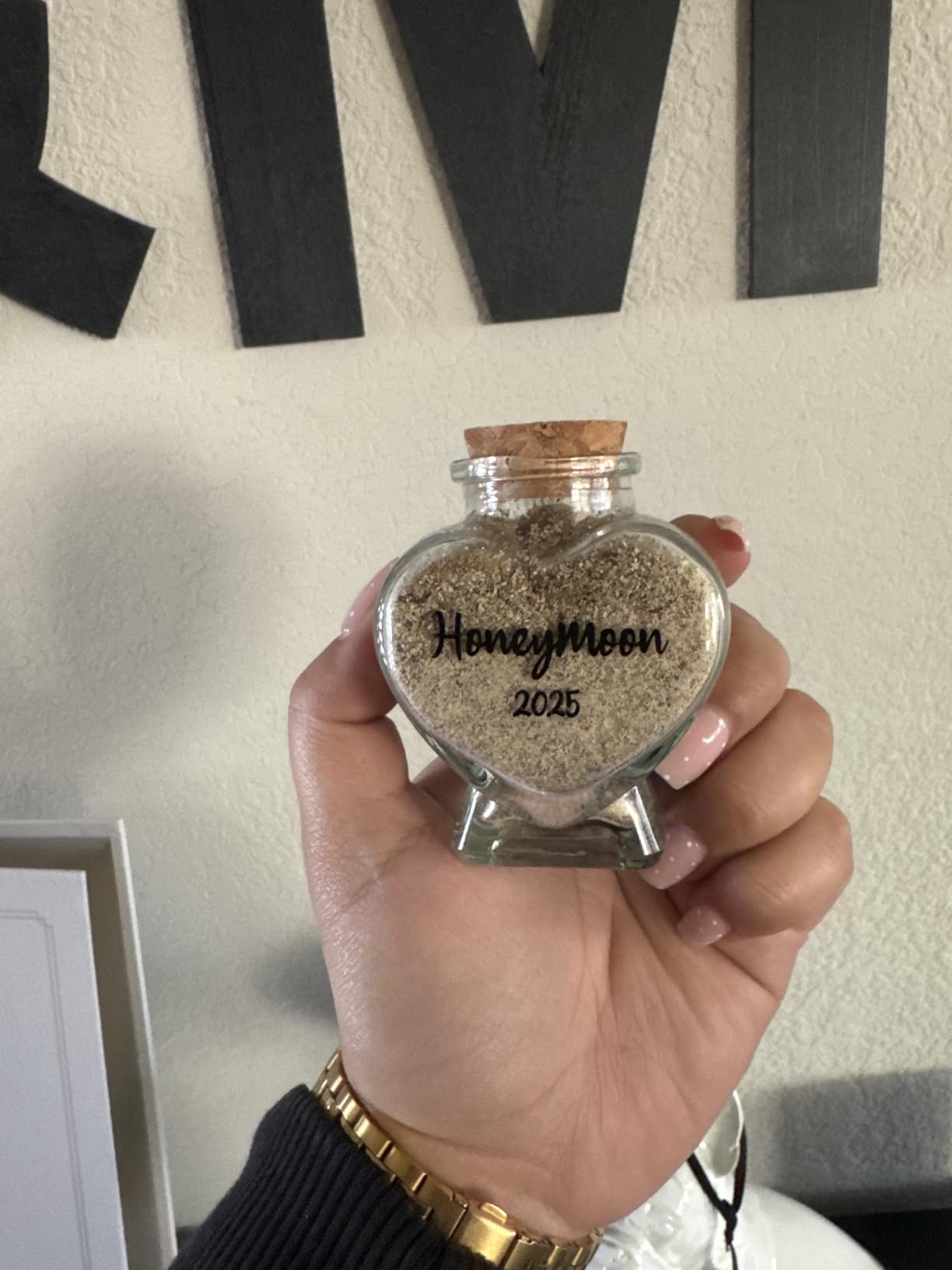 Honeymoon Sand Keepsake Jar 2026, Bridal Shower, Wedding, Engagement, Honeymoon, Travel for Couples, Newlywed, Fiance (Gift Box Includes) - 40ml Heart Shape Glass customer photo 2