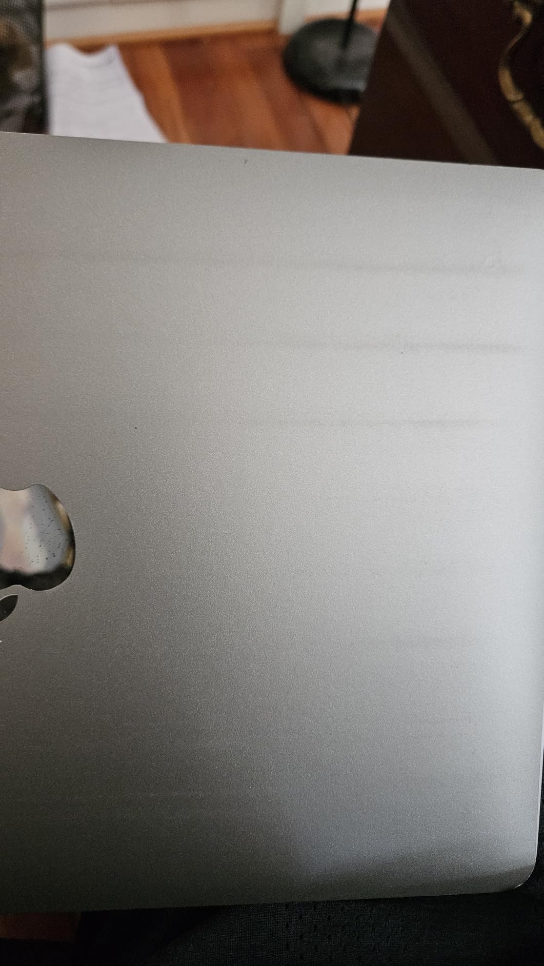Late 2020 Apple MacBook Air with Apple M1 Chip (13.3 inch, 16GB RAM, 256GB SSD) Space Gray (Renewed) customer photo 2