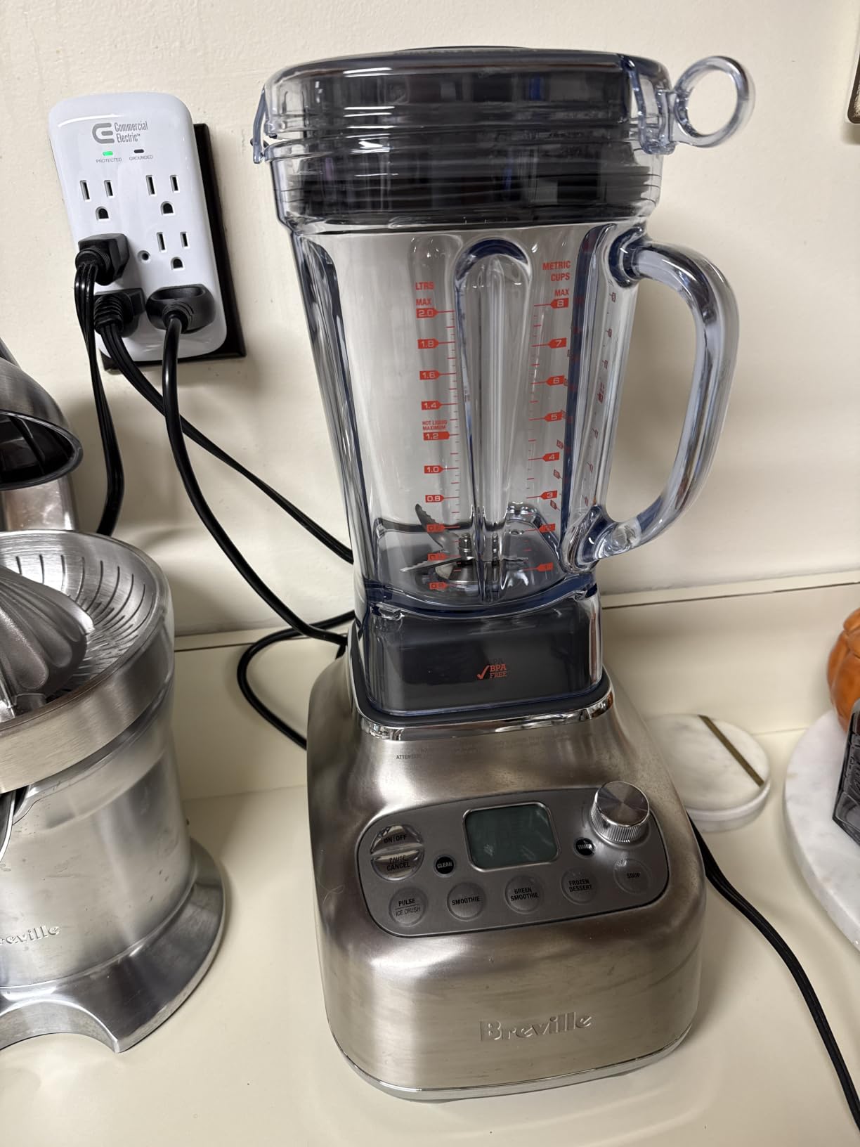 Breville BBL920BTR Super Q Home Blender, Black Truffle | 68 oz Capacity customer photo 1