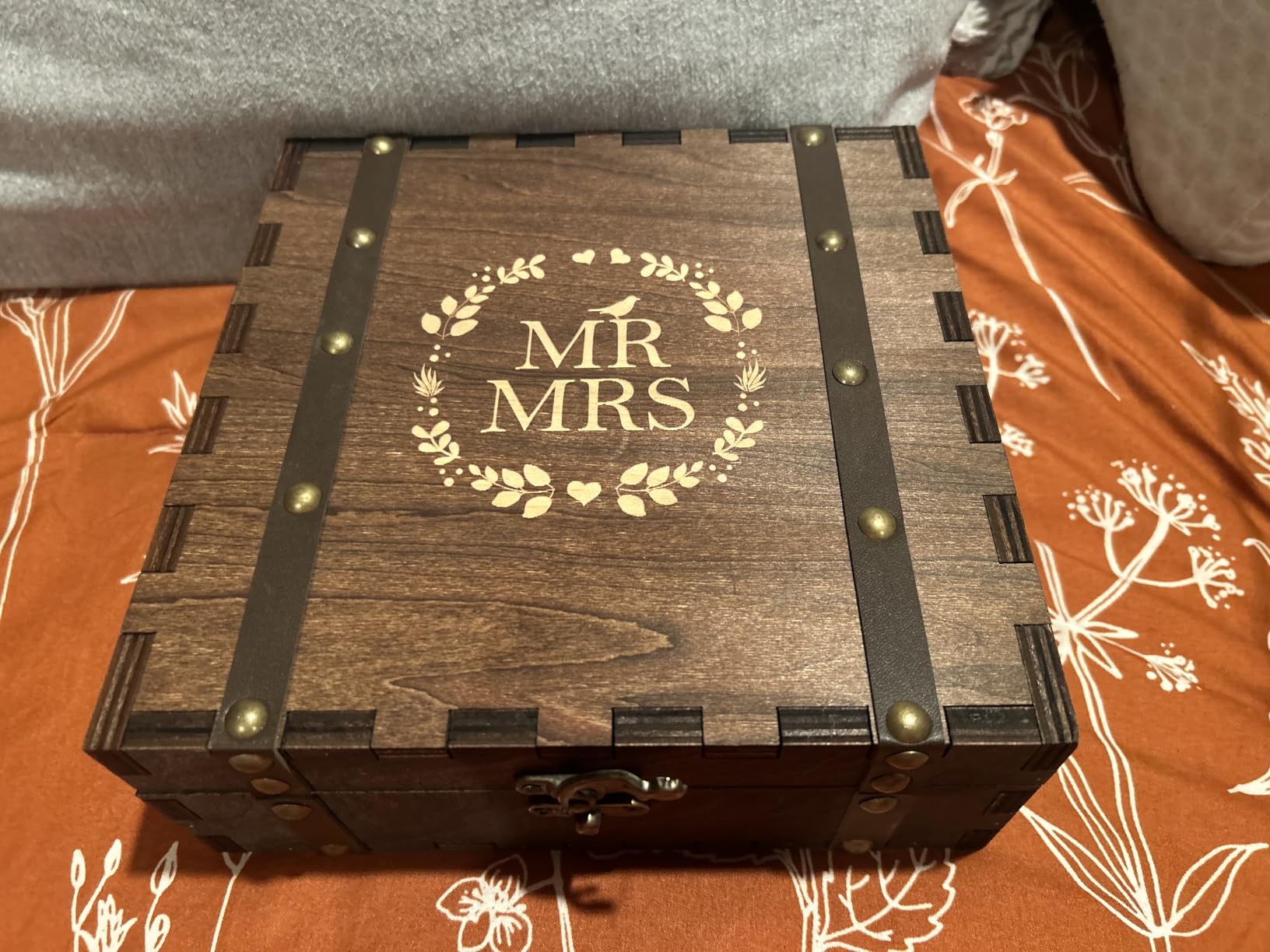 AW BRIDAL Bridal Shower Gifts Mr and Mrs Wedding Keepsake Box for Couples, Wooden Memory Boxes with Lids, Wedding Gifts for Couples 2026, Bachelorette Party Engagement Gift for Newlyweds customer photo 1