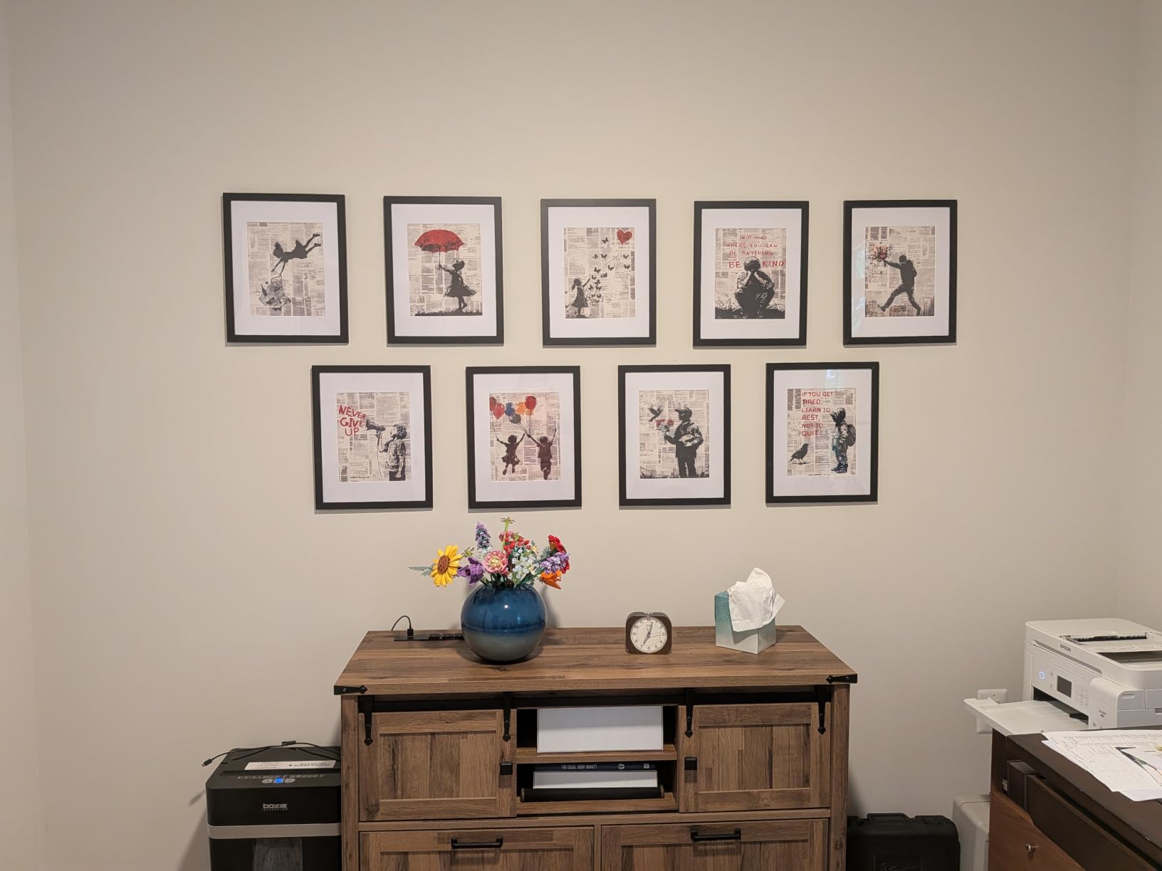 Picrit 8x10 Picture Frame Set of 12, Display 5x7 with Mat or 8x10 without Mat, Photo Frames for Wall Mounting or Table Top Display, Black customer photo 2
