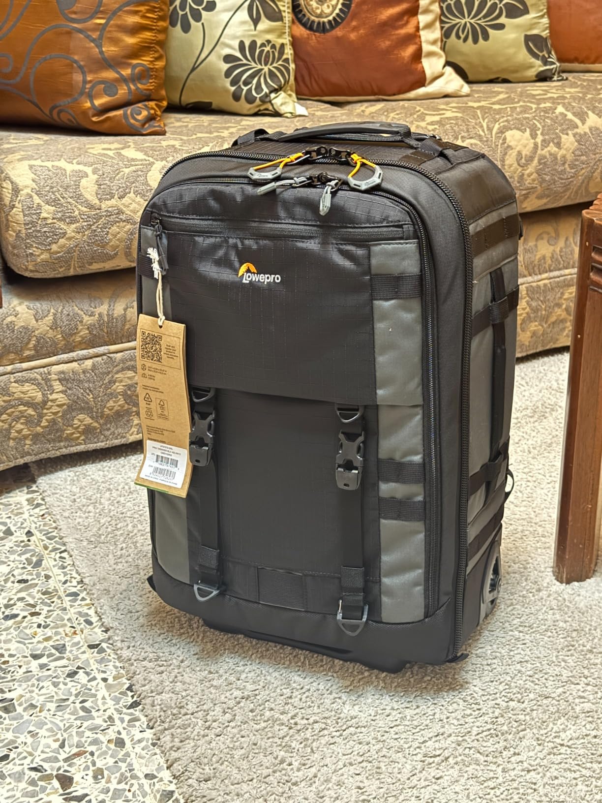 Lowepro Pro Trekker RLX 450 AW II,Camera Convertible Backpack-Roller,Camera Backpack with Recycled Fabric,Fits 15 Laptop or Tablet,Heavy-Duty Wheels,Mirrorless or DSLR Camera Case,Black or Dark Grey customer photo 1