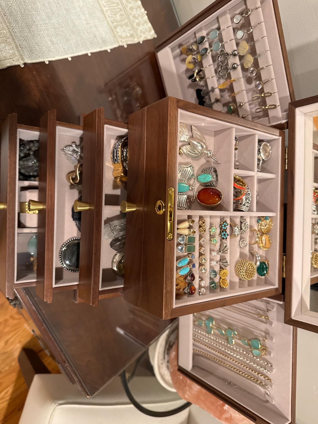 CHOSIN Black Walnut Wooden Jewelry Box for Women with Mirror, 5 Drawers and 2 Side Doors for Watches, Necklaces, Rings, Earrings Storage, Ideal Gift for Her customer photo 1