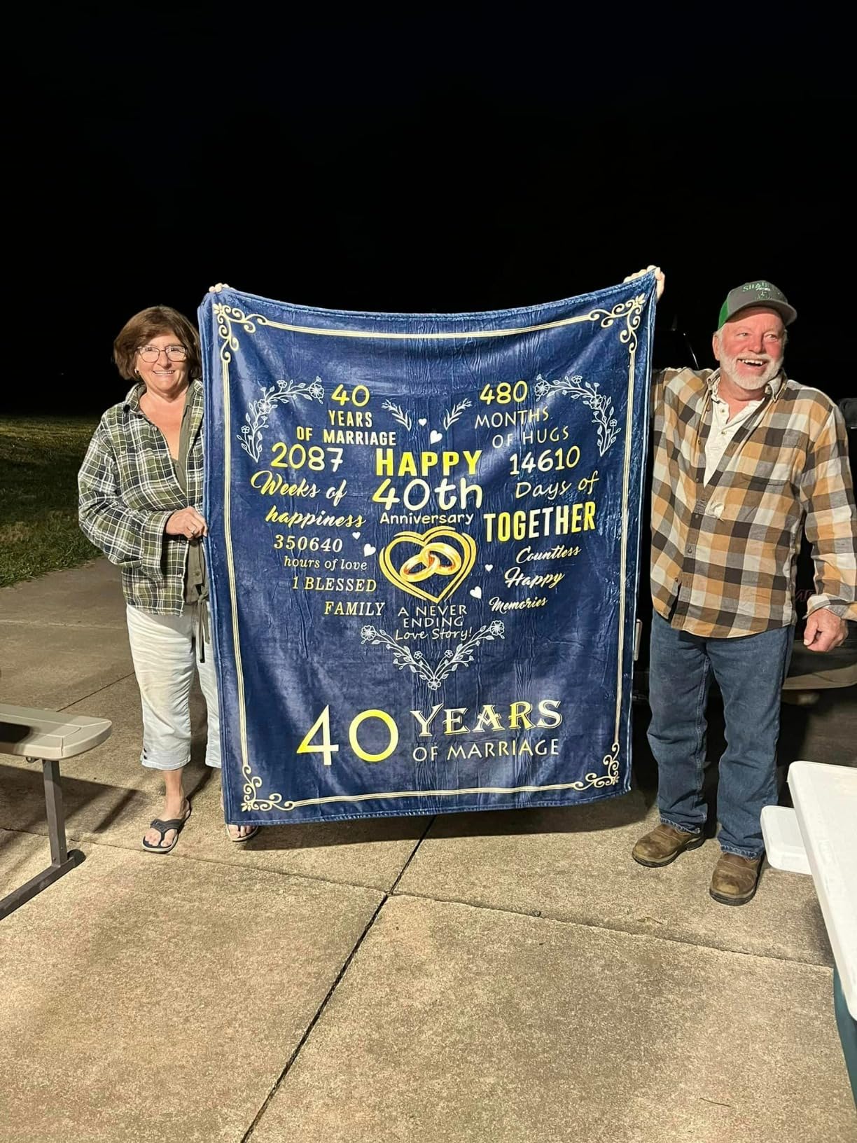 Mosslink 1st Anniversary Paper Gifts for Couple Husband Wife, 1 Year Anniversary Wedding Gifts for Him Her, First Anniversary Marriage Gifts, Romantic Bed Throw Blanket 60