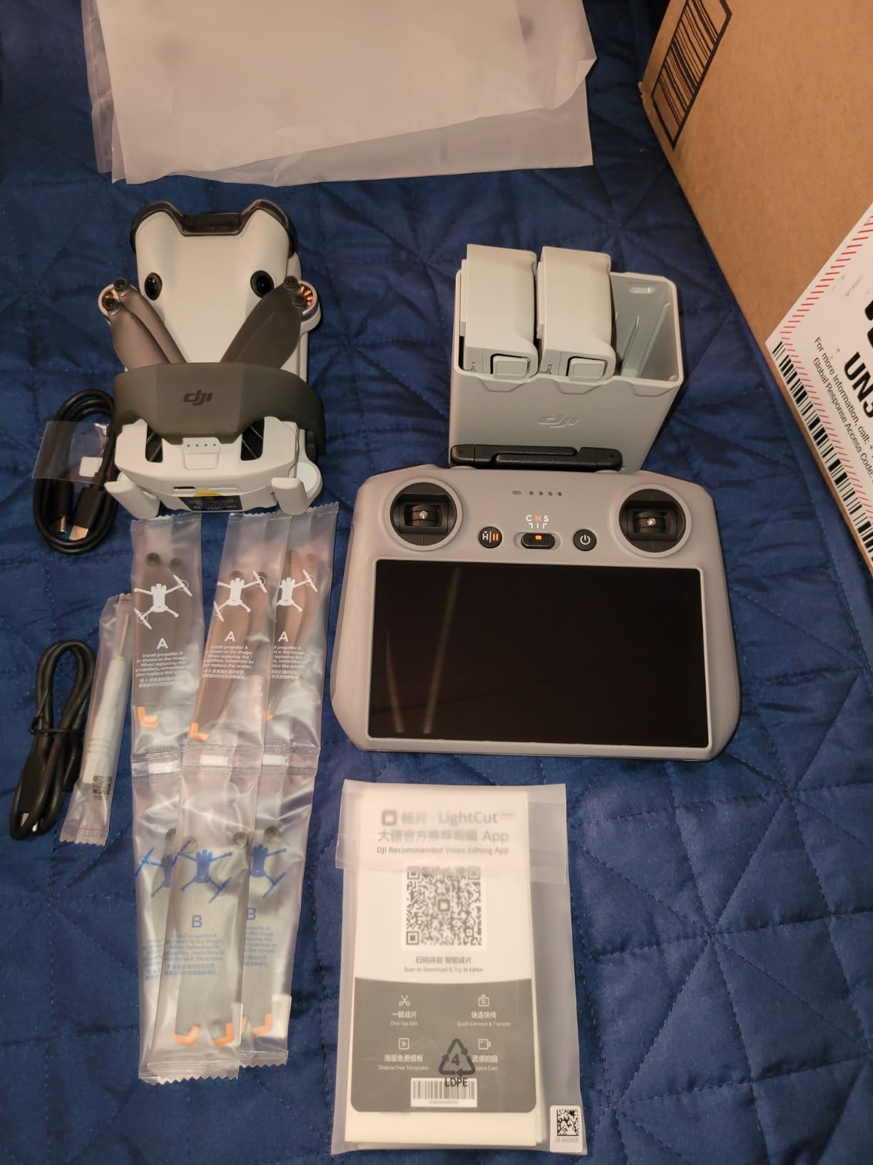 DJI Mini 4 Pro Fly More Combo with DJI RC 2, Drones with Camera for Adults 4K, Under 0.549 lbs/249 g, 3 Batteries for up to 102 Mins Flight Time, Smart Return to Home, Drone for Beginners | 4k/60 HDR, Omnidirectional Sensing, O4 Up to 20 Km customer photo 2