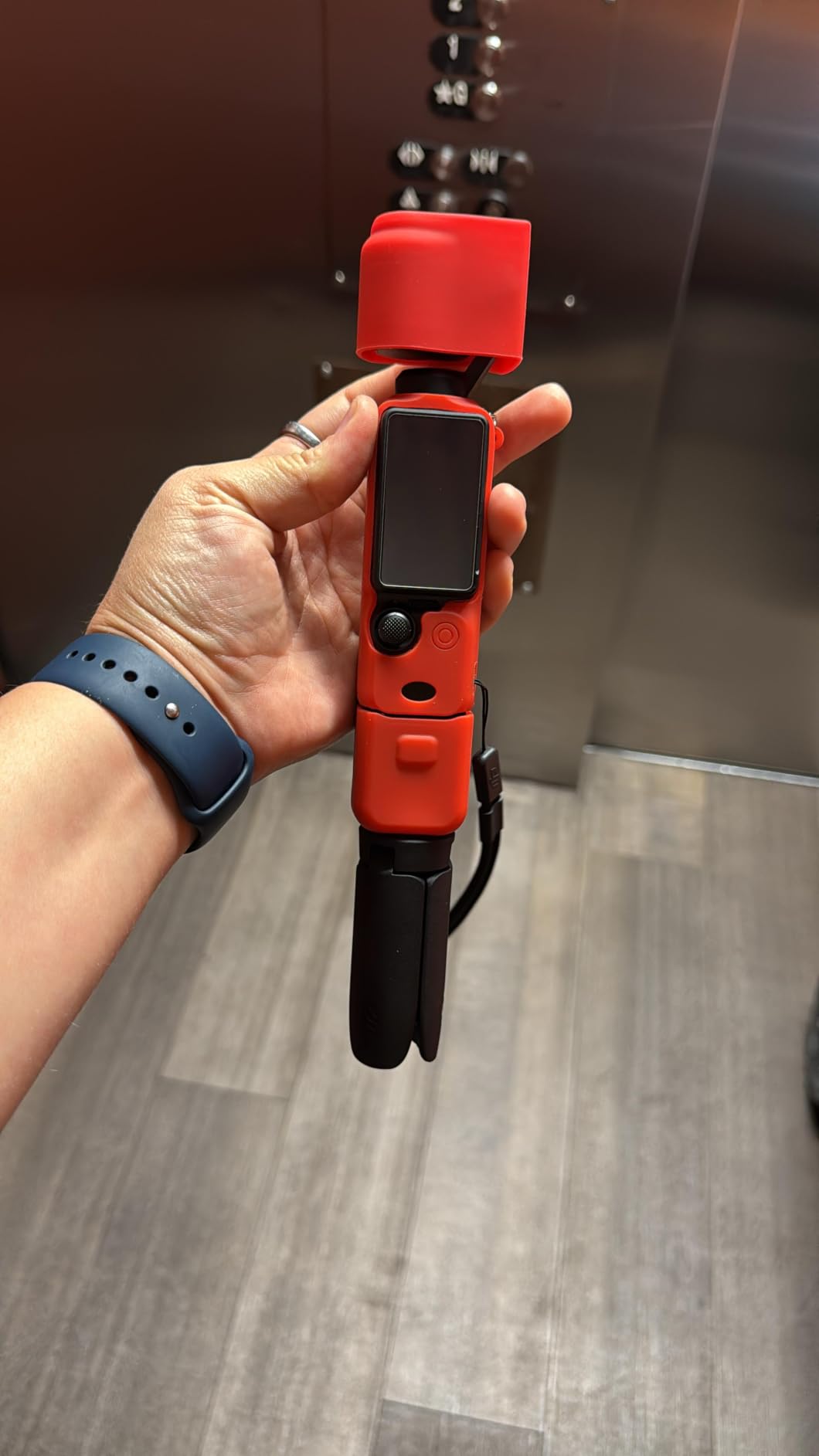 DJI Osmo Pocket 3 Creator Combo, Vlogging Camera with 1