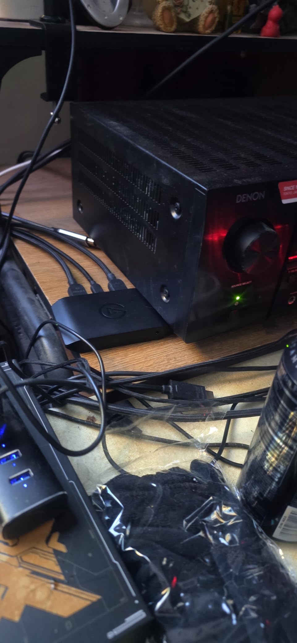 Elgato 4K X Capture Card, HDMI 2.1, 4K144 Ultra-Low Latency, VRR passthrough, HDR10, Up to 1080p240 capture, USB 3.2 Gen 2 customer photo 2