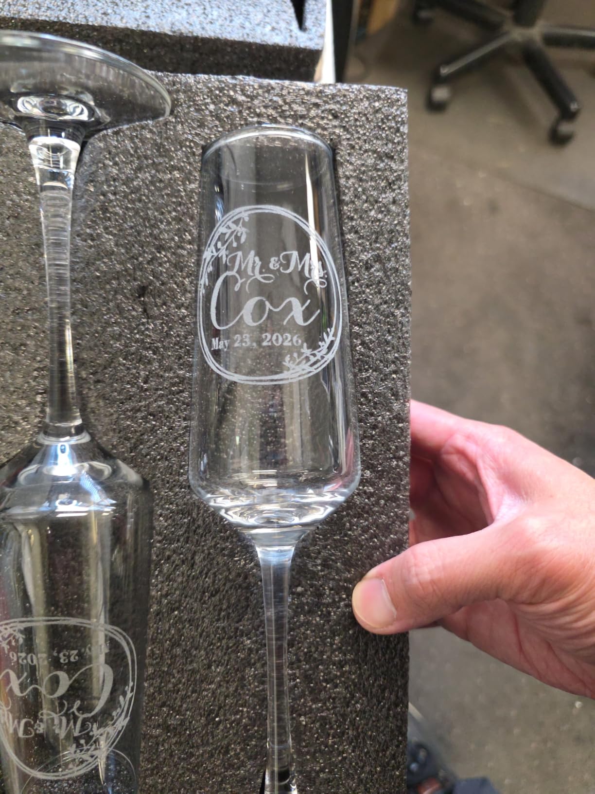 PARACITY Mr and Mrs Wedding Champagne Flutes Set of 2, Bride and Groom Champagne Glasses, Bridal Shower Gifts, Engagement Gift, 8.5oz/250ml customer photo 1