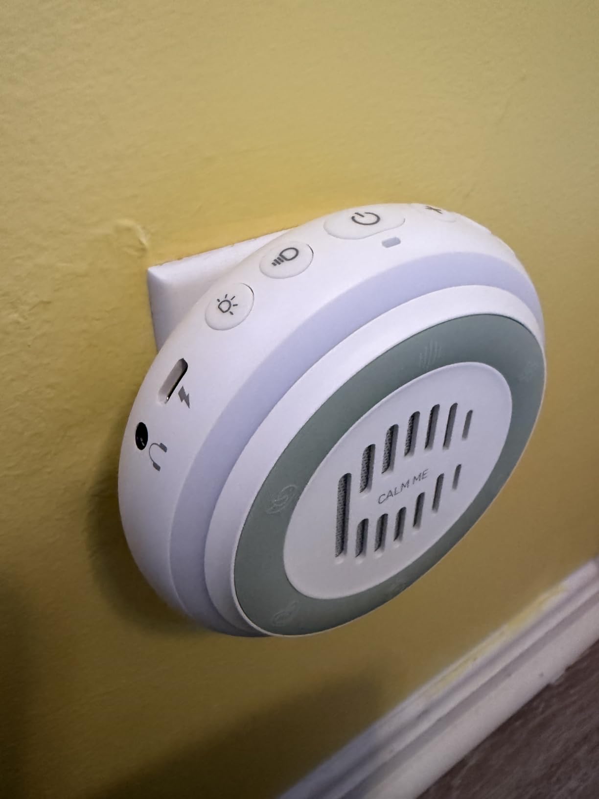 Wall Plug in White Noise Sound Machine for Office Privacy & Noise Canceling, White Noise Machine for Sleeping Adults & Baby, Therapy Noise Blocker with 20 Soothing Sounds & Nightlight by Calm Me customer photo 1