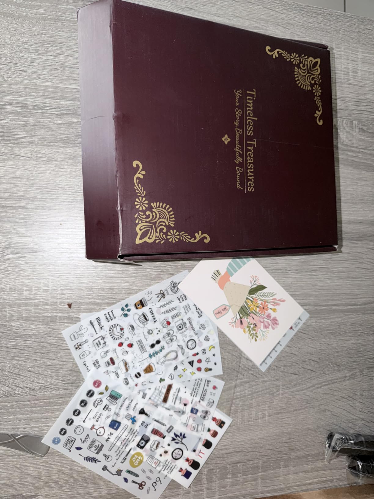 Photo Album 4x6 300 Photos, Genuine Leather Photo Albums with Writing Space with 30 Writing Paper, Travel Family Wedding Kids Graduation Ultrasound Baby Picture Album Scrapbook Photo Album (Simple) customer photo 2