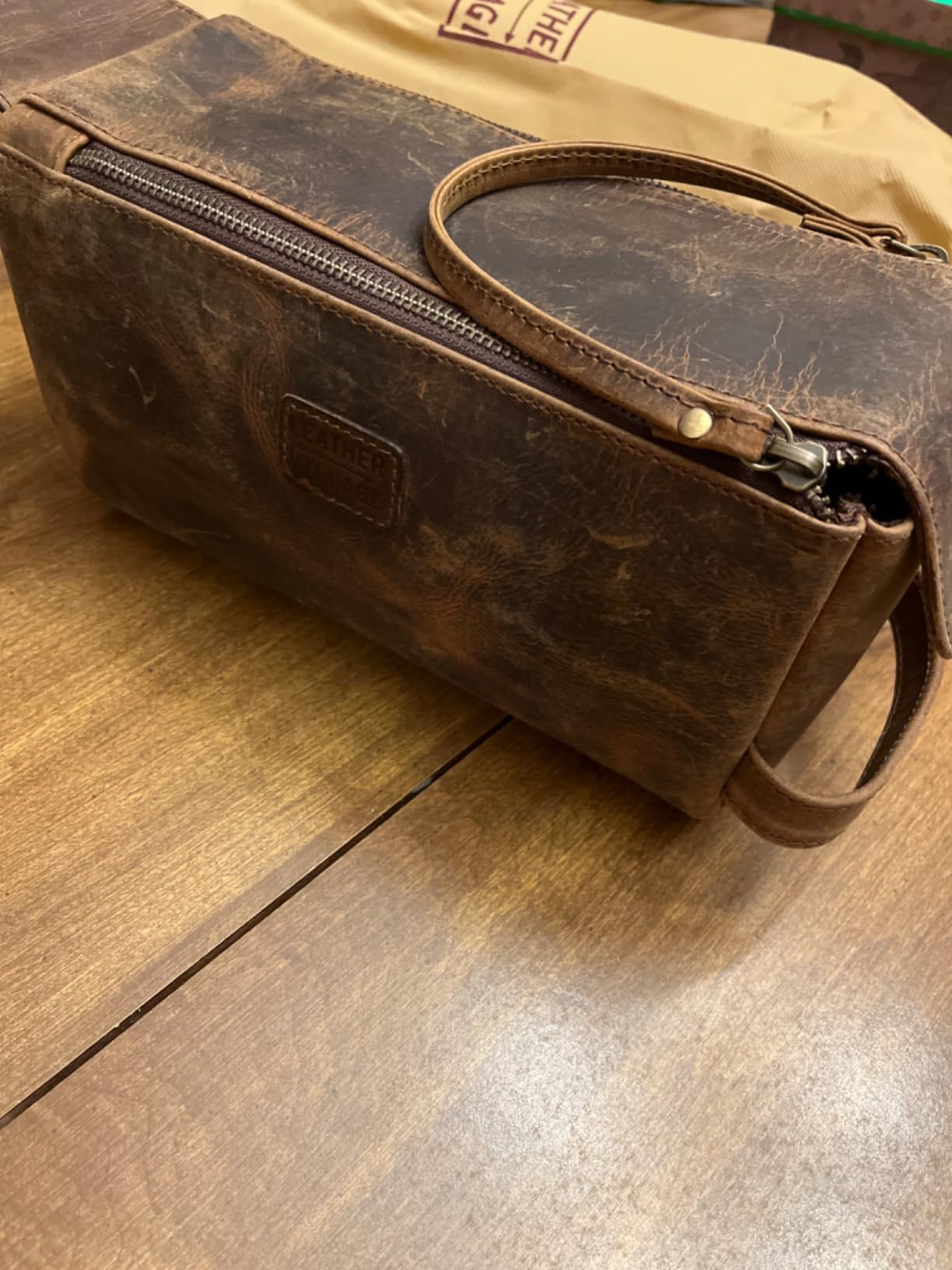 LEATHER VILLAGE Genuine Leather Travel Toiletry Bag - Water-Resistant Dopp Kit for Toiletries, Large Shaving Bag & Bathroom Organizer - Gift for Men & Women - Rustic Brown customer photo 1