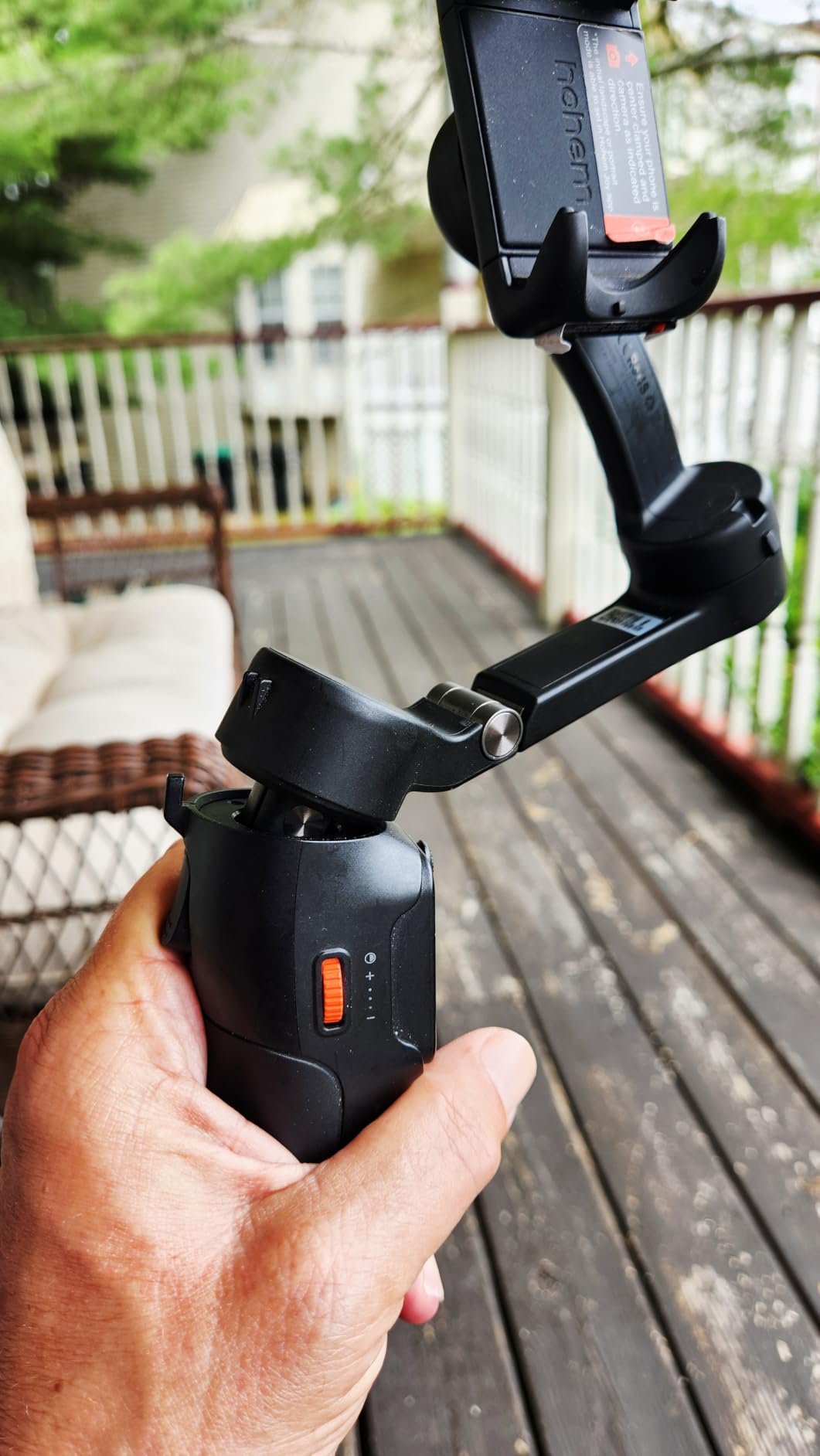 hohem iSteady V3 Gimbal Stabilizer for iPhone, 3-Axis Phone Gimbal, Magnetic AI Tracker, Built-in Extendable Rod & Tripod, Detachable Remote Control, Stabilizer for Travel, Vlog, TikTok, Black customer photo 1