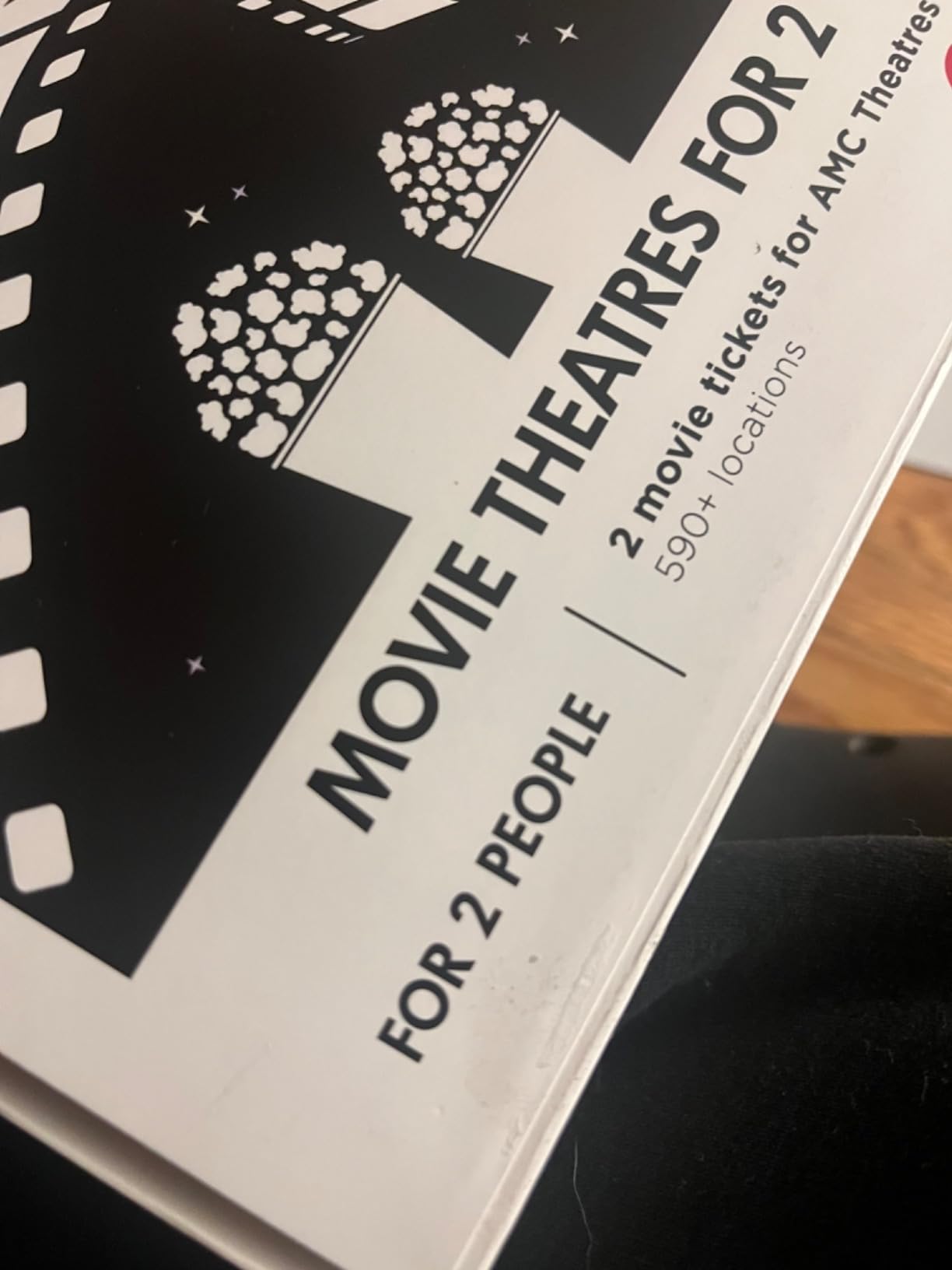 Wonderbox - AMC Movie Theatres® - 4 Black Tickets + 4 Drinks + 2 Popcorn | Valid at 550+ AMC theater locations across the US, Choose your theater, movie, date, and showtime with easy online redemption customer photo 1