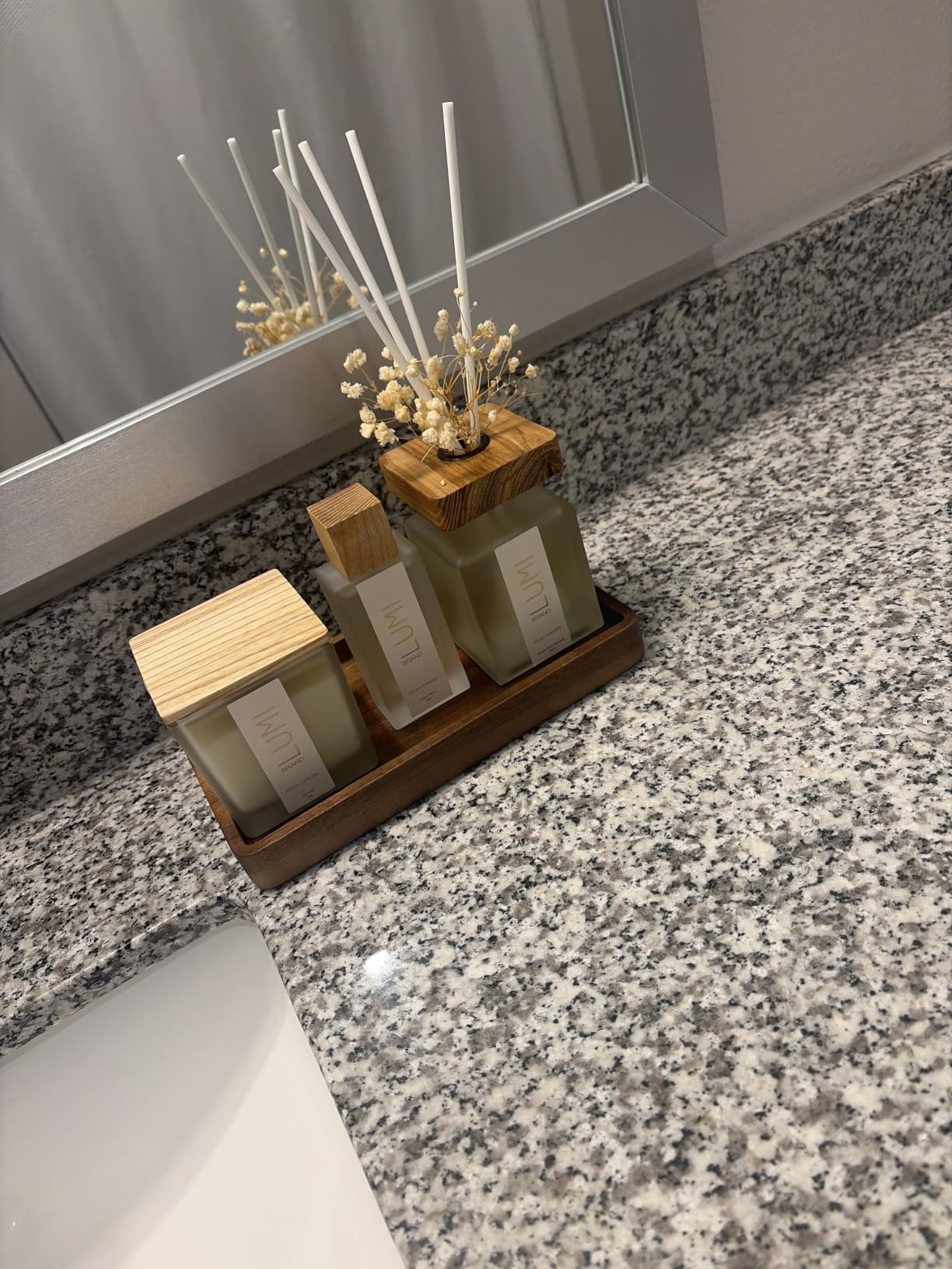 Luxury Aroma Gift Set | Peony Garden Scent - Reed Diffuser (200ml), Wood Wick Soy Candle (200g), Room Spray (50ml) | Includes Dried Flowers & 8 Reeds | Luxurious Fragrance for Home Décor | Great Gifts customer photo 1