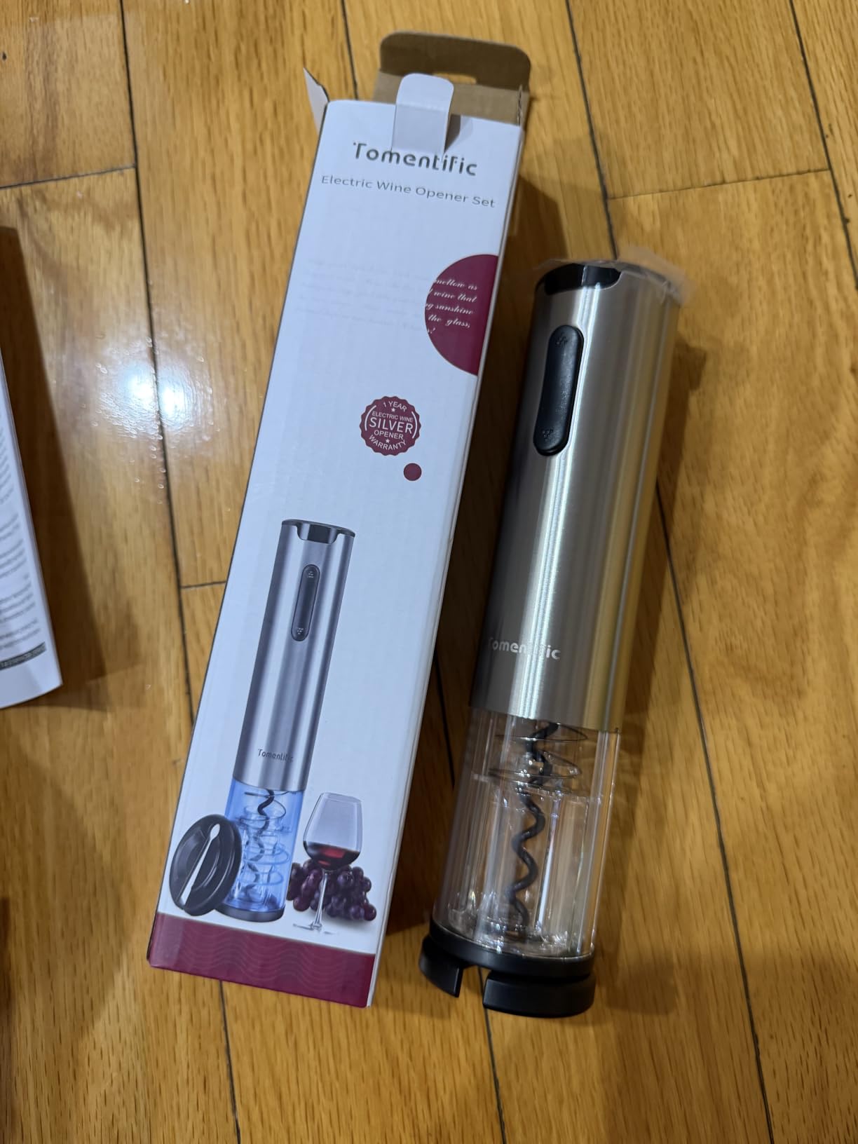Electric Wine Opener Tomentific, Rechargeable Automatic Wine Corkscrew Bottle Opener With Foil Cutter customer photo 2