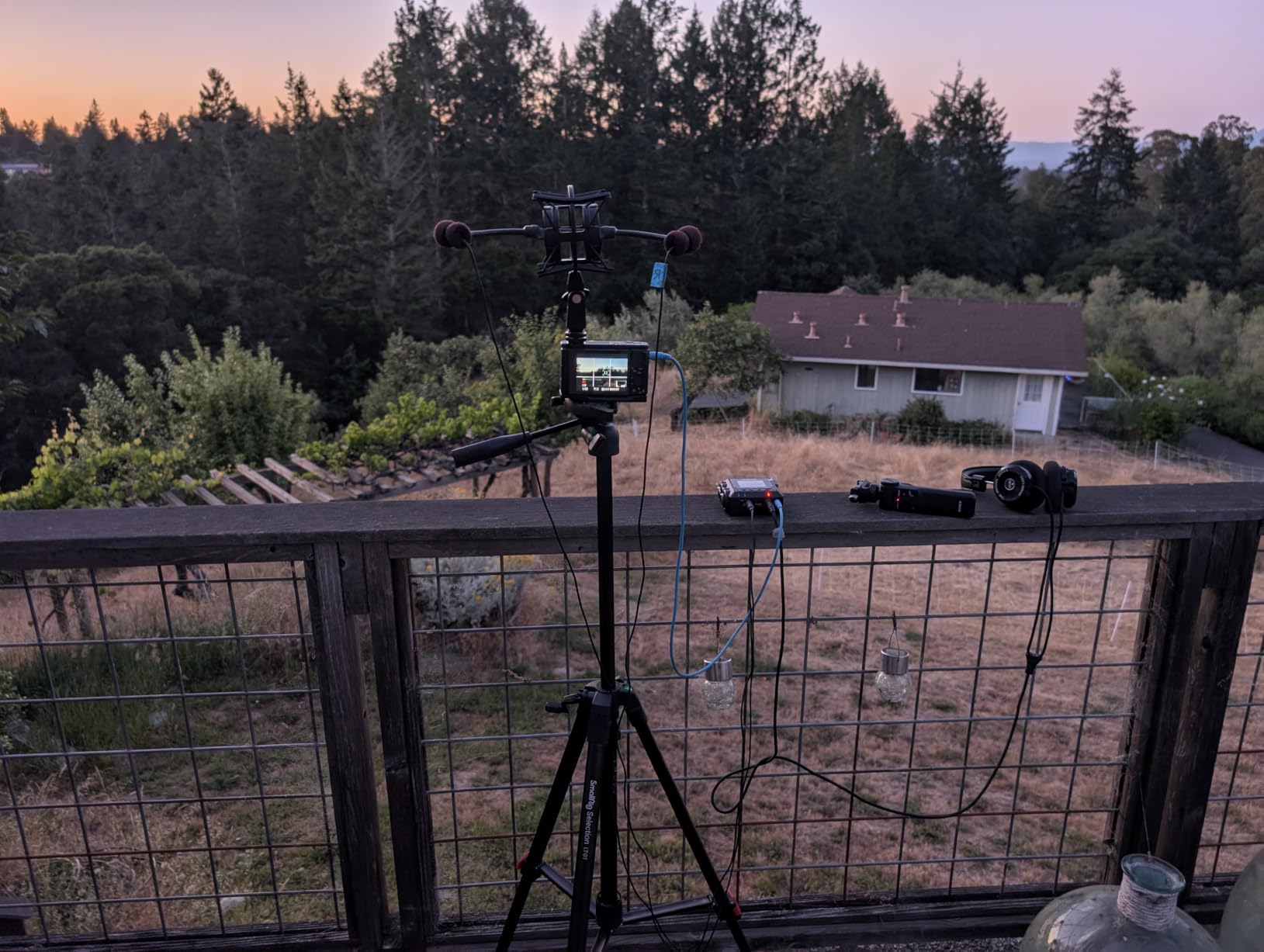 TASCAM FR-AV2 Compact 32-Bit Float Field Recorder and Timecode Generator with Dual XLR/TRS Inputs customer photo 2
