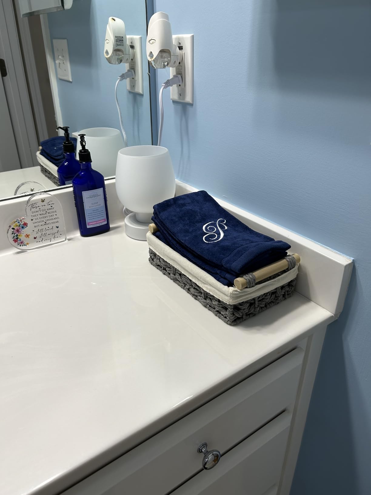 Creative Scents Navy Blue Monogrammed Towels with Initials - 4 Pack Super Absorbent Bathroom Fingertip Cotton Towel with Soft Velour Finish - Personalized Gifts for Freinds & Family 11