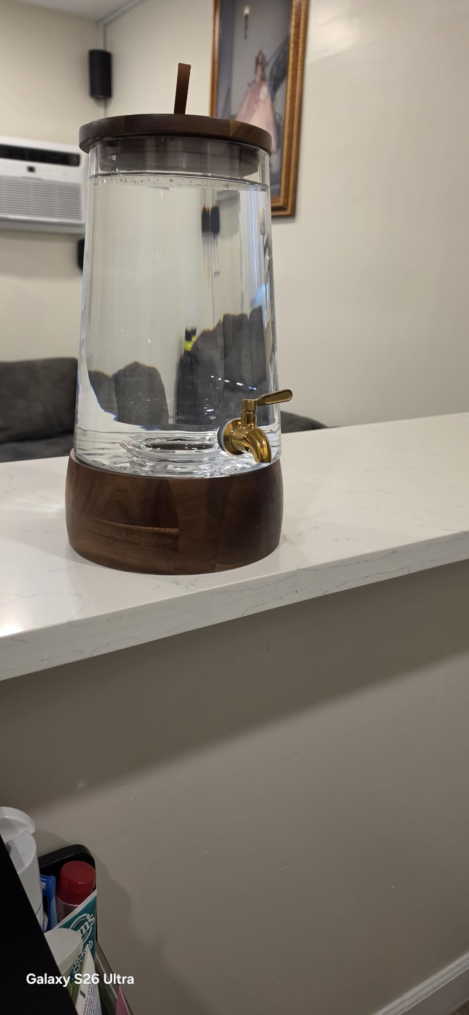 FOODLE Glass Drink Dispenser with Spigot - Beverage Dispenser with Stand | 1.72 Gallon - Handcrafted Glass - Acacia Wood Stand - Drip-Free customer photo 1