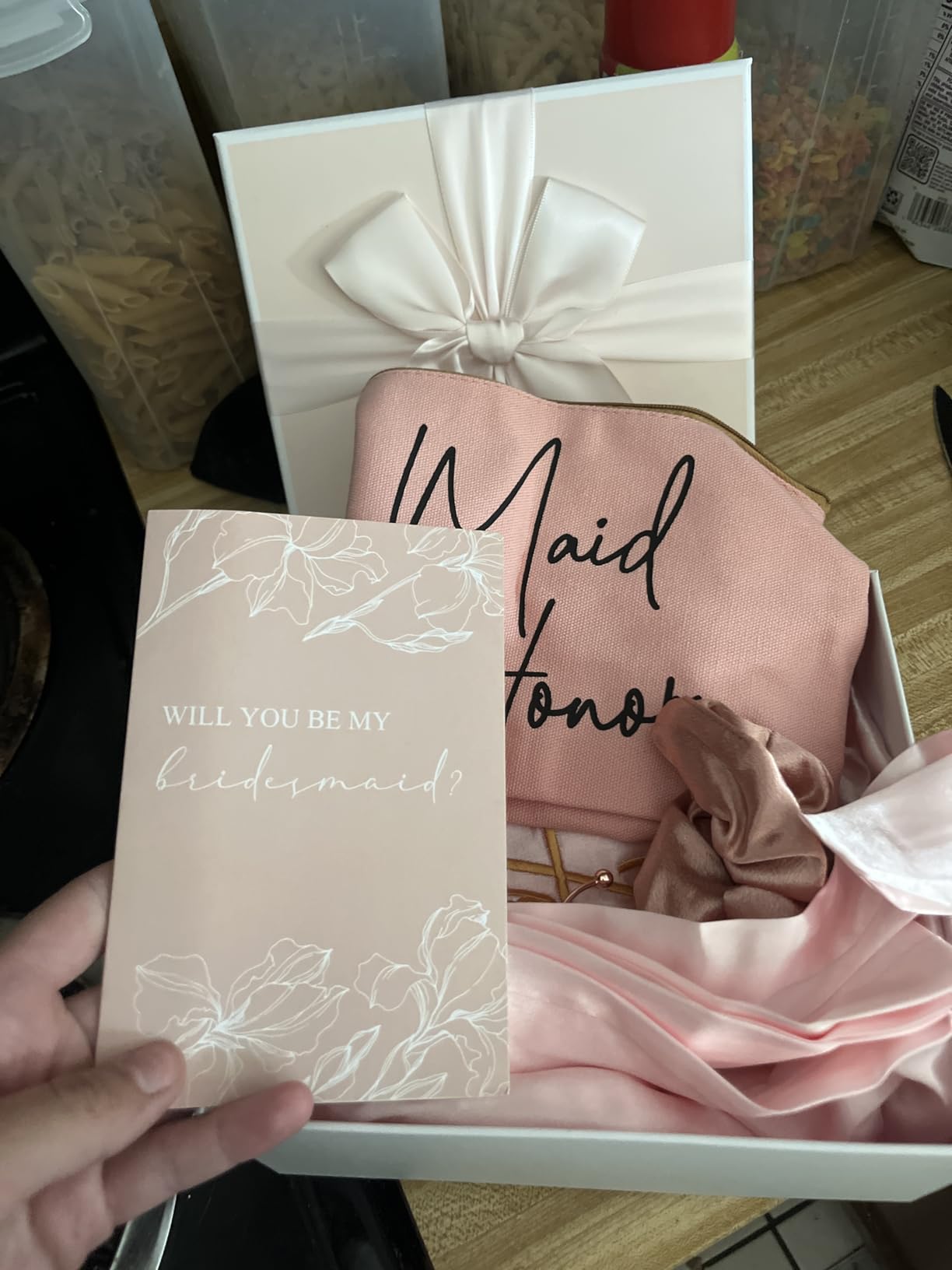 Irenare 8 Pcs Proposal Gifts Set with Box, Champagne, Maid of Honor | Will You Be My Maid of Honor Card, with Robe Makeup Bag Cup Hair Tie Bracelet Diamond Pen Box customer photo 2