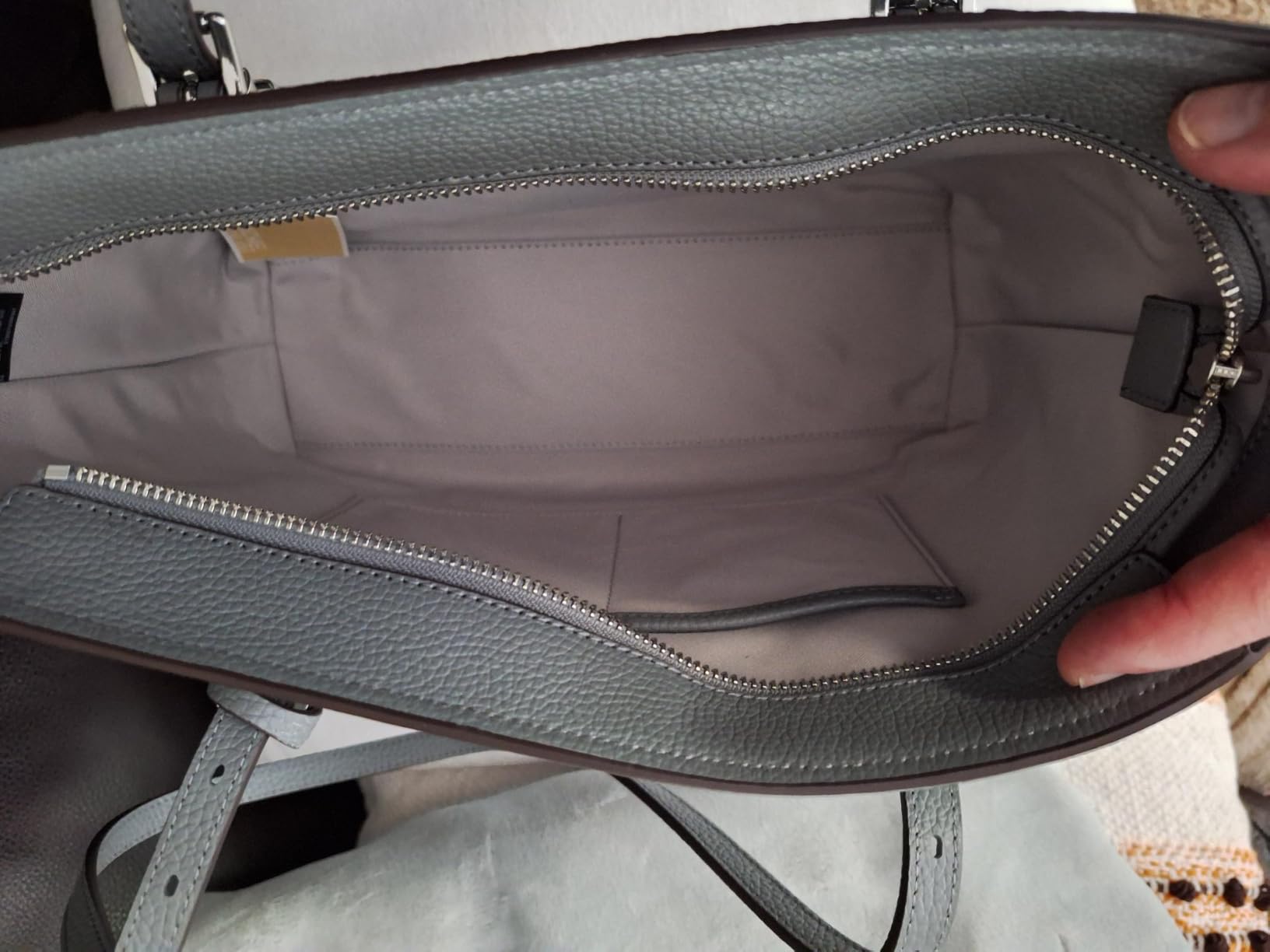 Coach Women's Quinn Medium Top-Zip Tote customer photo 1