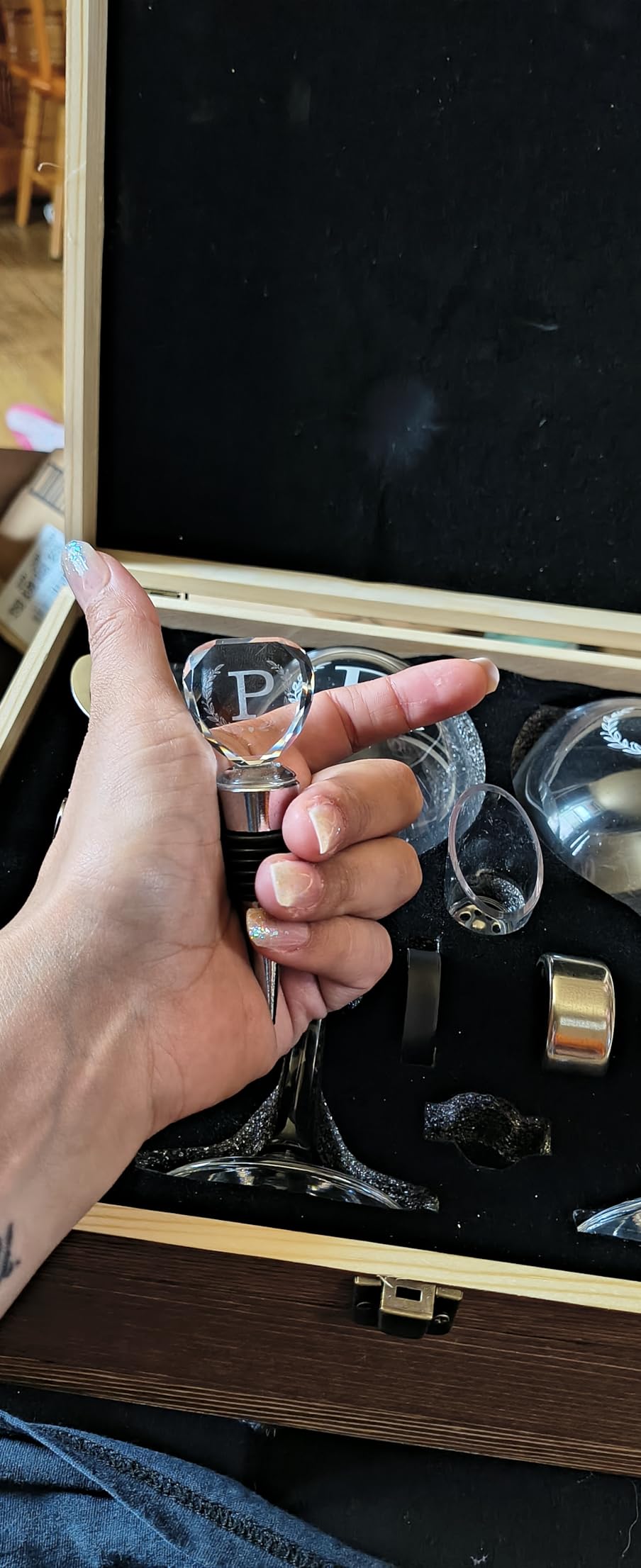 GZLDGIFTS Personalized Initial Wine Glasses Box Gift Set For Women Mom Engraved Birthday Monogrammed Wooden Christmas Gifts Wedding Anniversary Wine Couples Stopper Opener Initial Letterr (A Set) customer photo 1