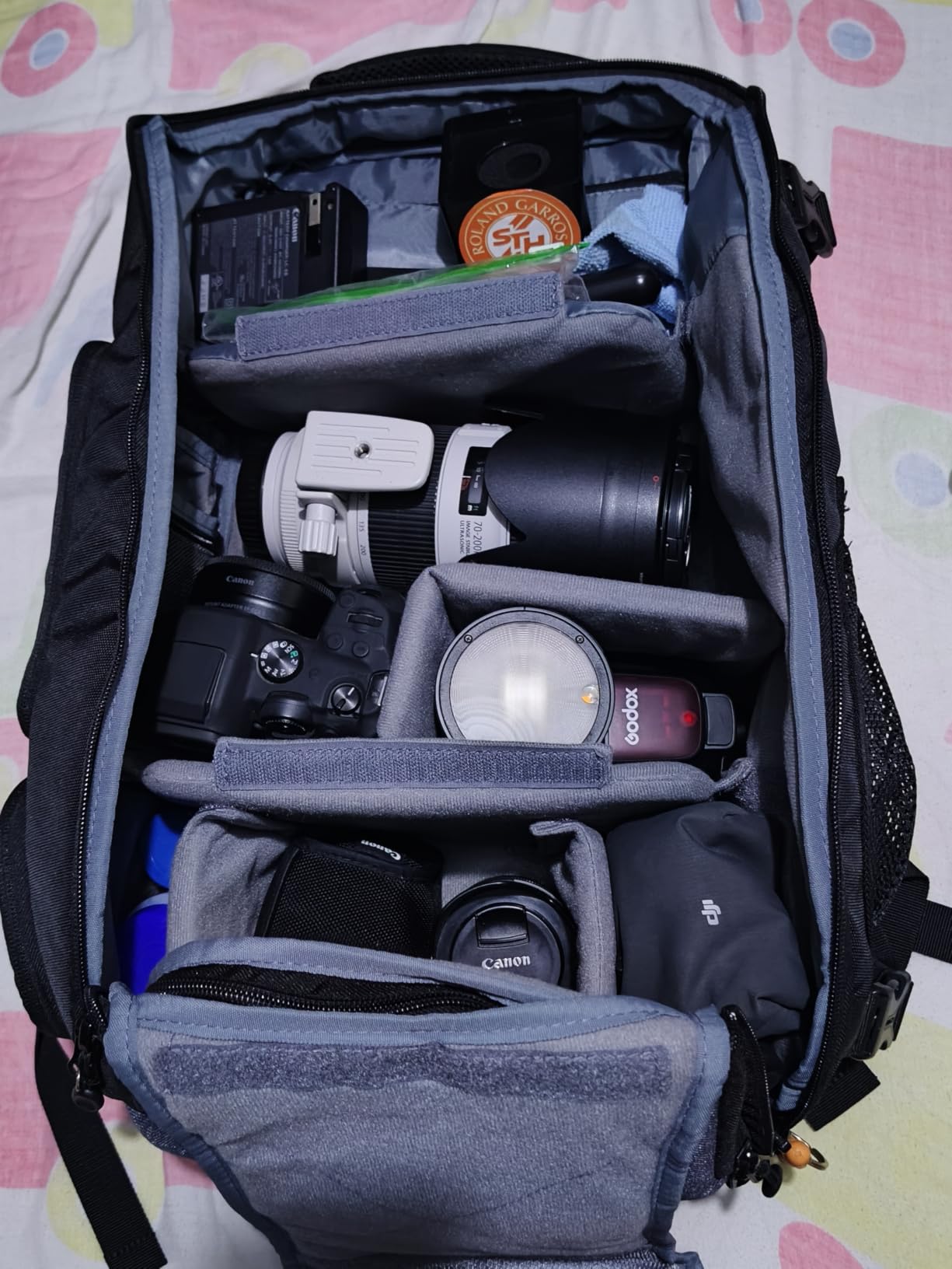 K&F CONCEPT Camera Backpack,25L Large Capacity Camera Bag for Photographers with Raincover and 15.6 Inch Laptop Compartment Compatible for Canon/Nikon/Sony/DJI Mavic Drone customer photo 1