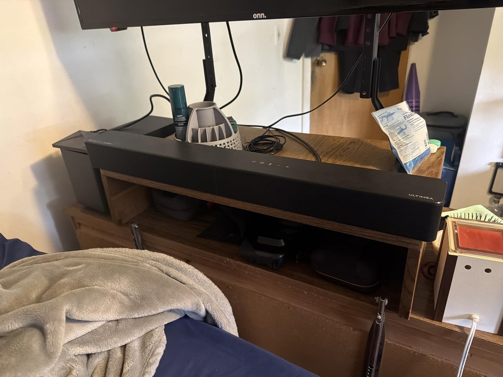 ULTIMEA 5.1CH Surround Sound Bar with Subwoofer, Dolby Atmos, VoiceMX, BassMX, APP, 300W Poseidon M60 (2026 Model) customer photo 2