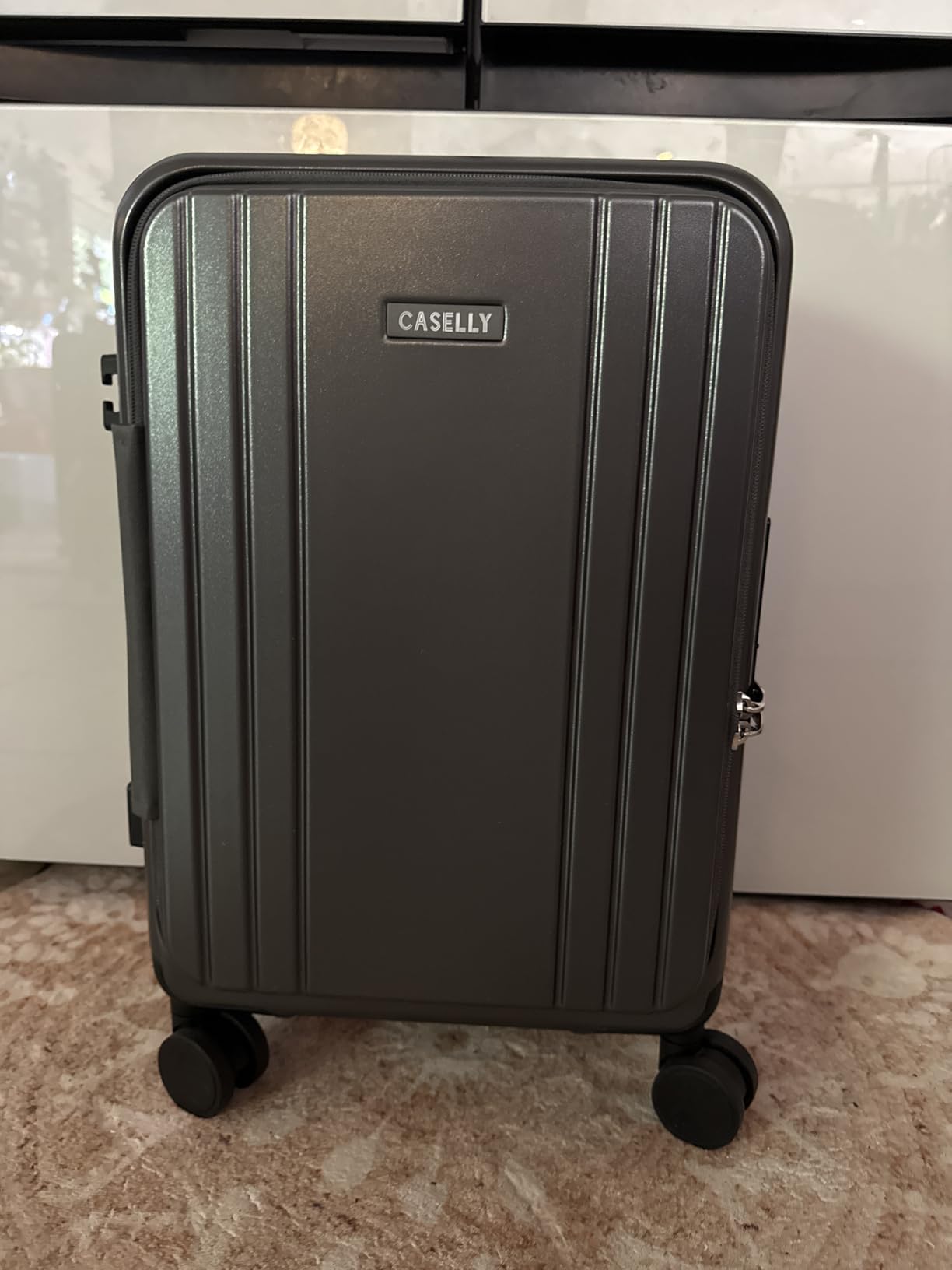 Carry On Luggage Top Opening with Cup Holder & Phone Holder, Expandable PC Hard Shell Suitcase with USB Charging Port, Side Hook, 360 Spinner Wheels, TSA Lock & YKK Zippers customer photo 1