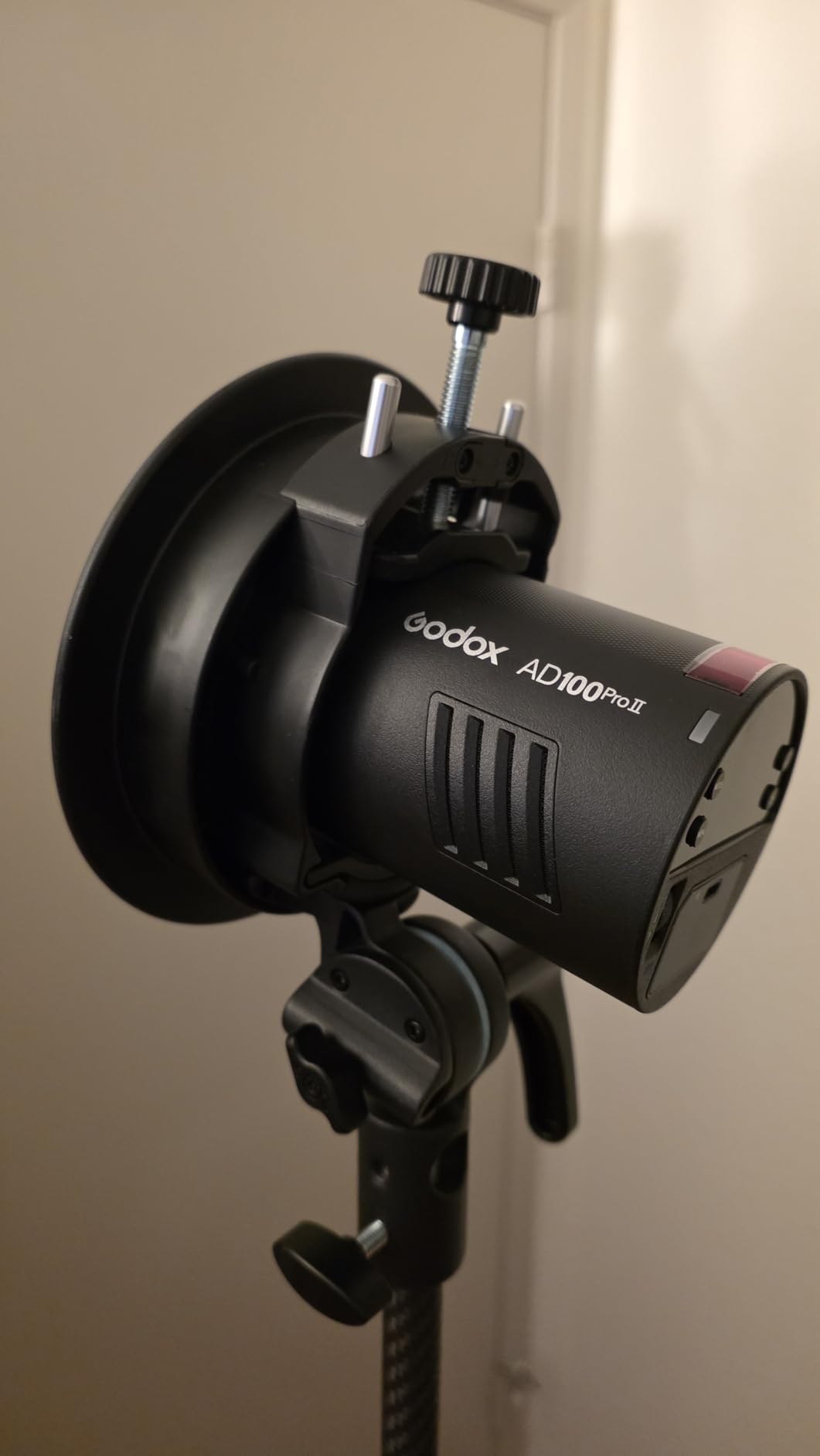 Godox AD100 PRO II Pocket Flash 2026, 100W Strobe Light, 490 Full Power Pops, 0.01-1.5s Recycle, TTL/HSS 1/8000s, 2850mAh Battery customer photo 1