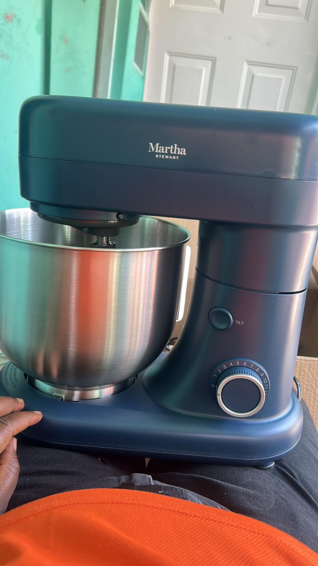 Martha Stewart 5.3Qt Stand Mixer, 12-Speed Tilt-Head Electric Kitchen Mixer with Stainless Steel Bowl, Dough Hook, Whisk & Beater, Splash Guard, Ideal for Baking Bread, Cake & Whipping, Caviar Gray customer photo 2