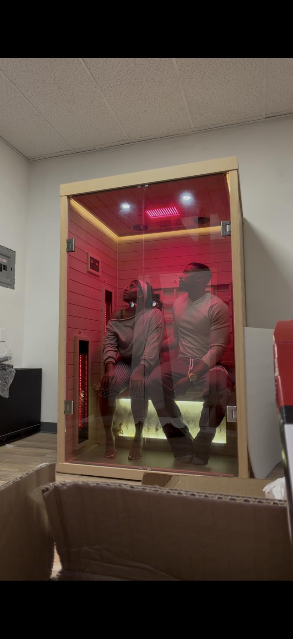 Ceramic Infrared Saunas 2 Person, Infrared Sauna with Red Light Therapy, Far & Near Infrared Sauna Indoor, Low EMF Infrared Sauna for Home, Deluxe Glass Home Sauna with Granite Backdrop customer photo 1